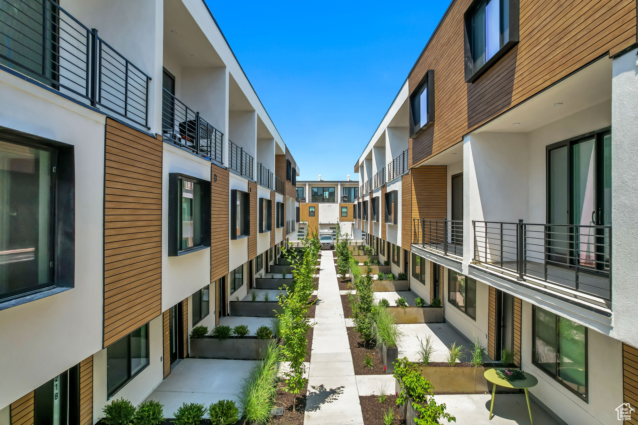 OPUS GREEN - Residential