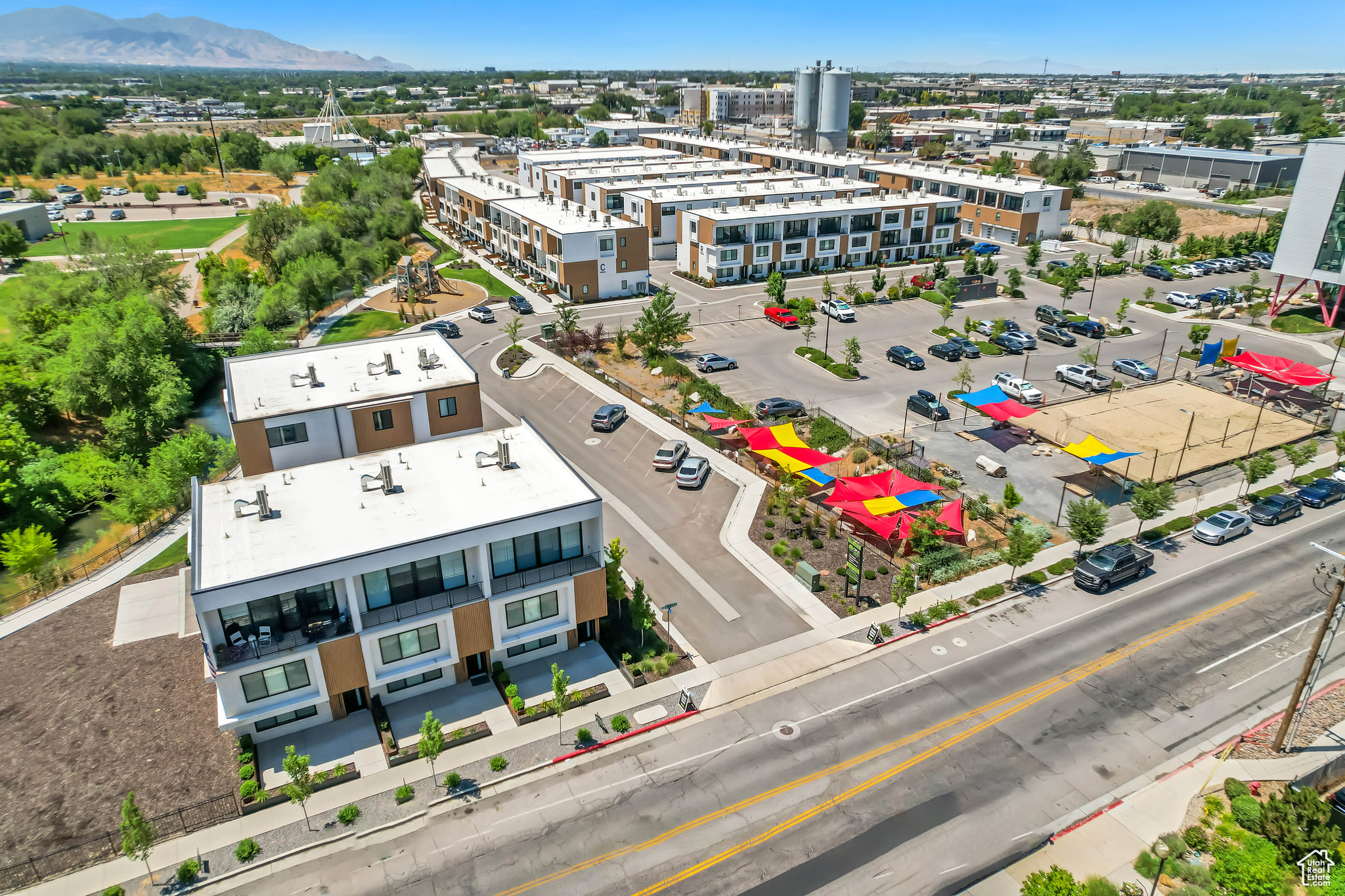 OPUS GREEN - Residential