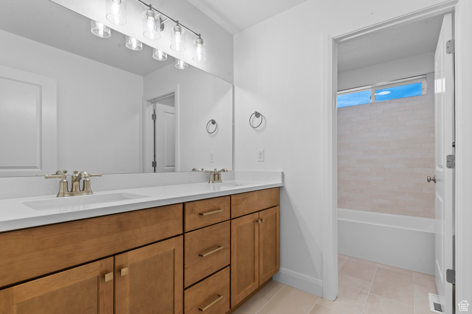 ANDERSON FARMS EST 908 - Residential