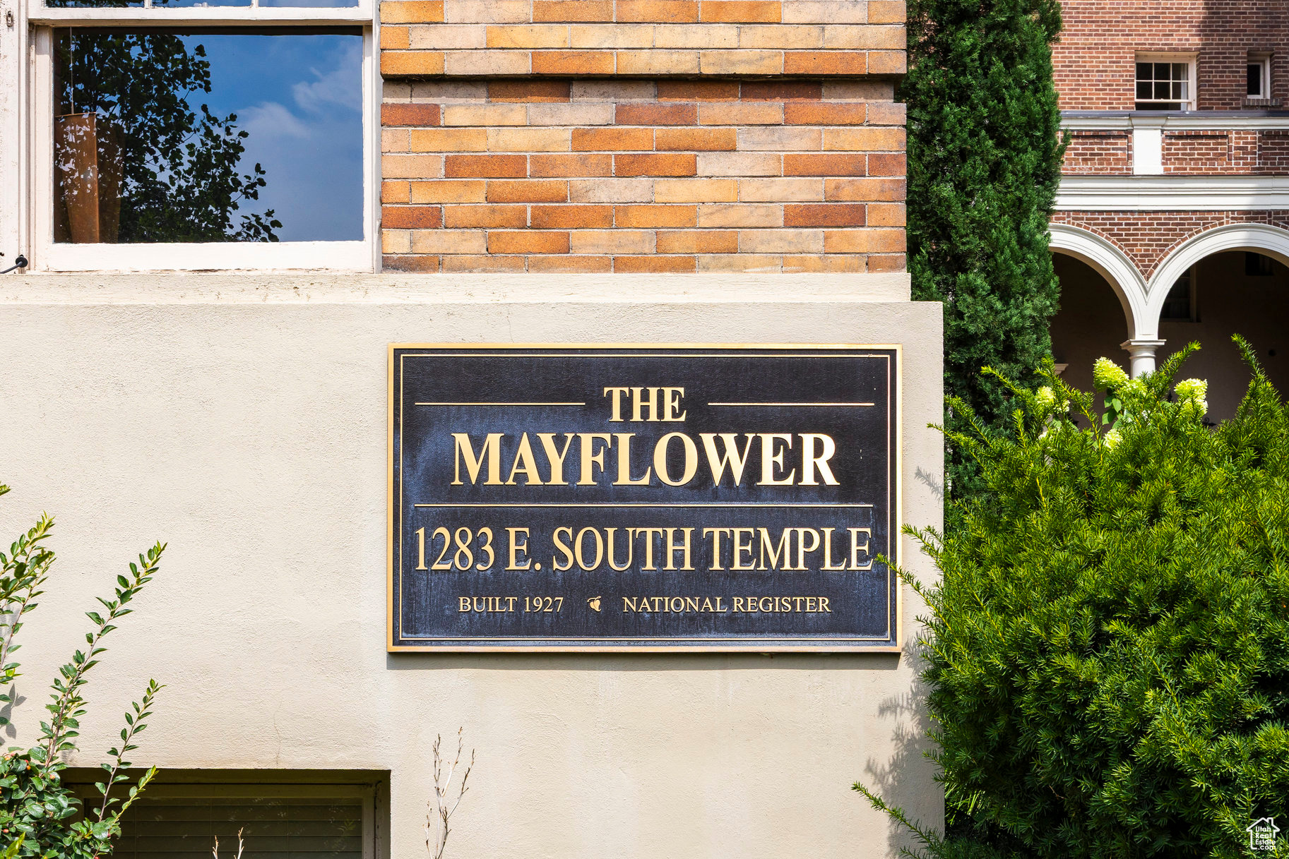 MAYFLOWER - Residential