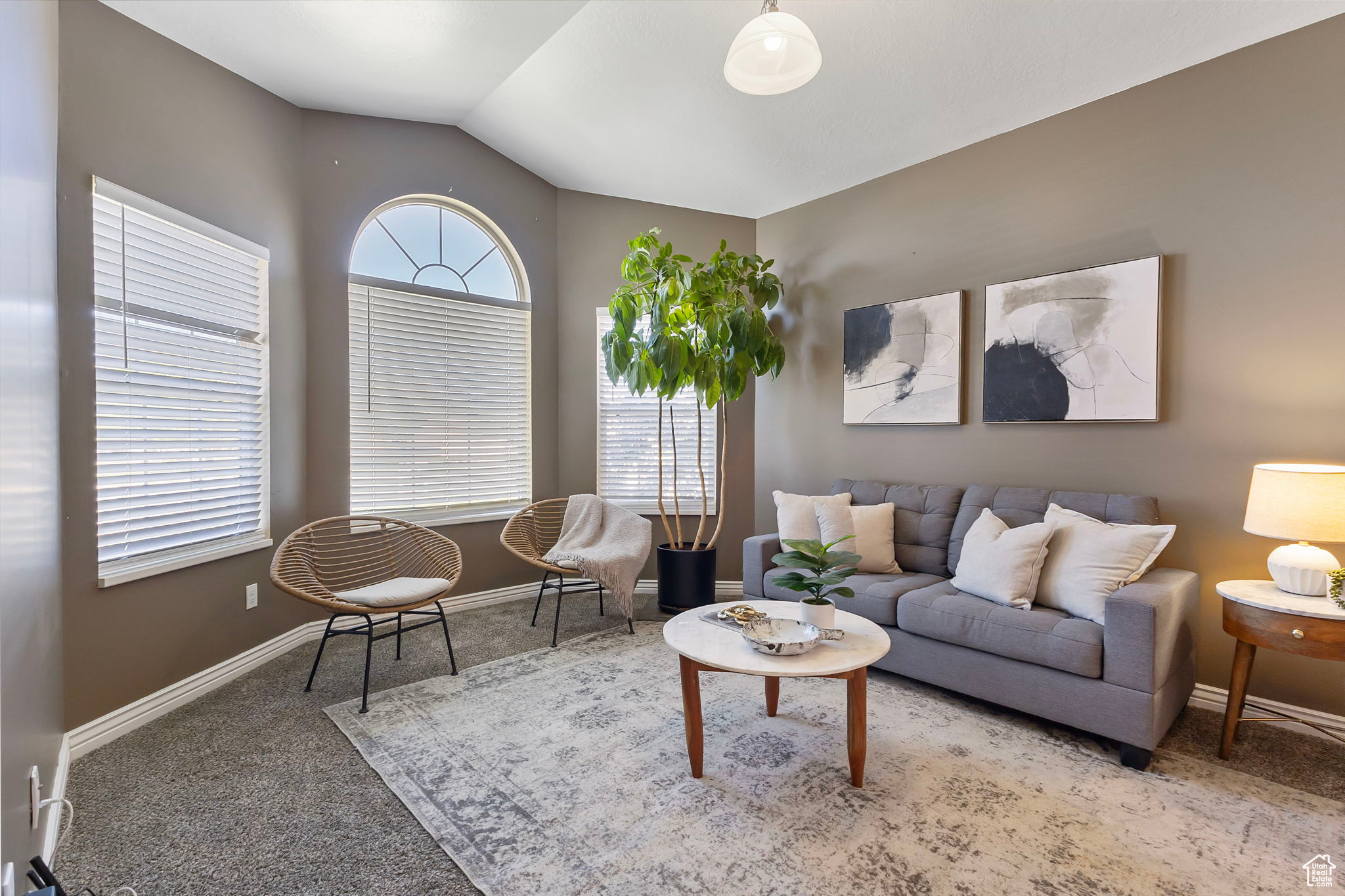 FAIRVIEW EST - Residential