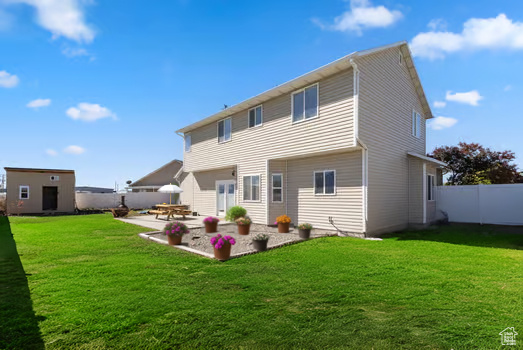 FAIRVIEW EST - Residential