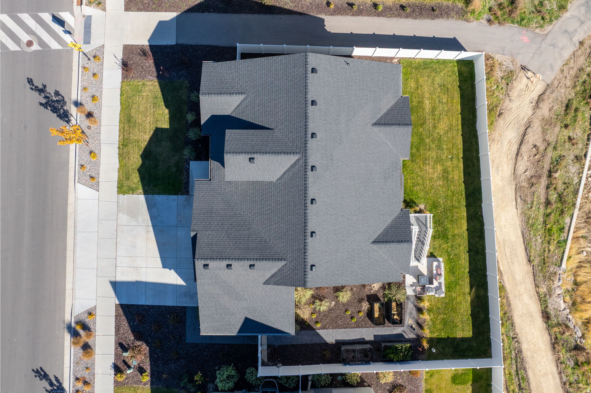 HIDDEN OAKS - Residential