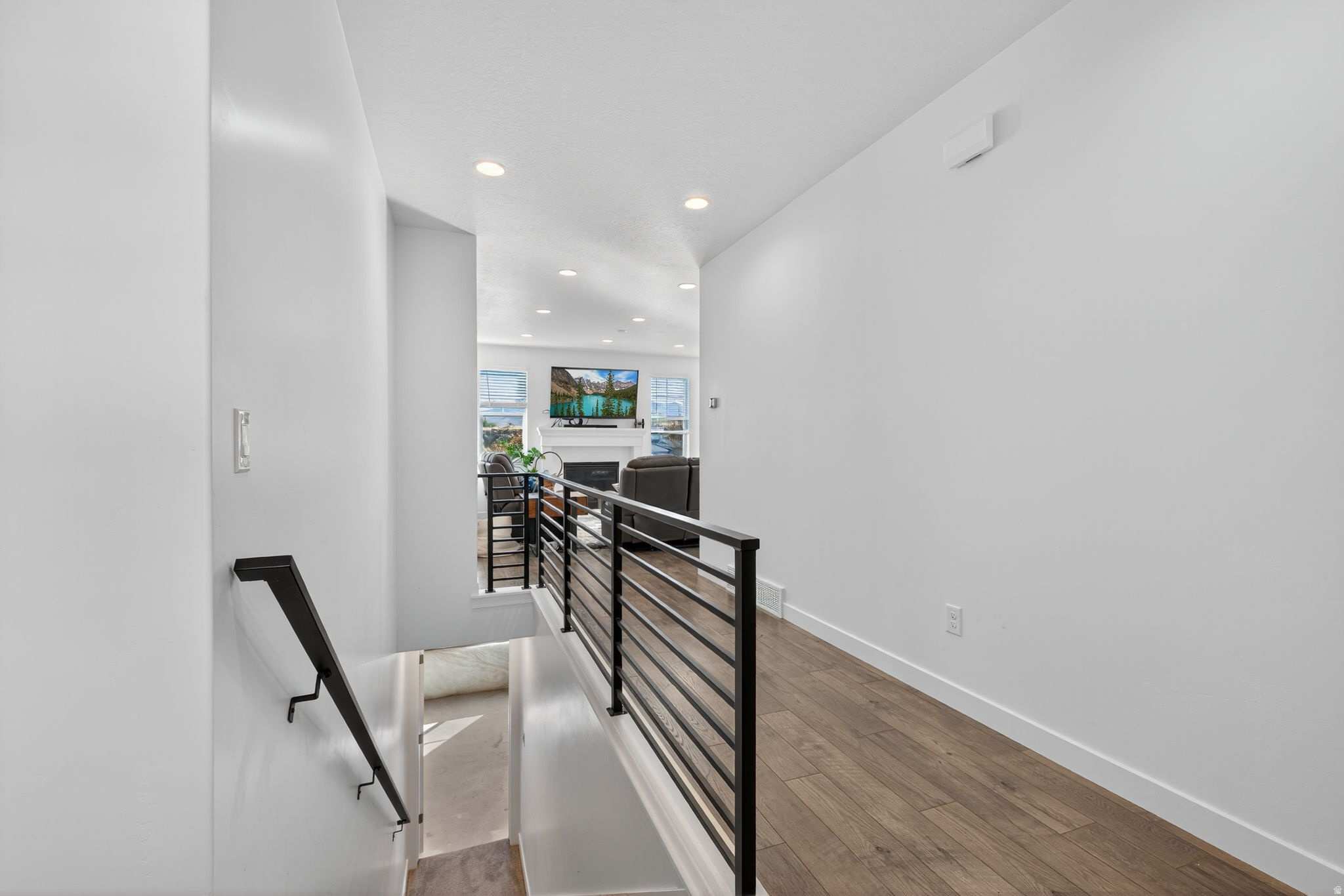 HIDDEN OAKS - Residential