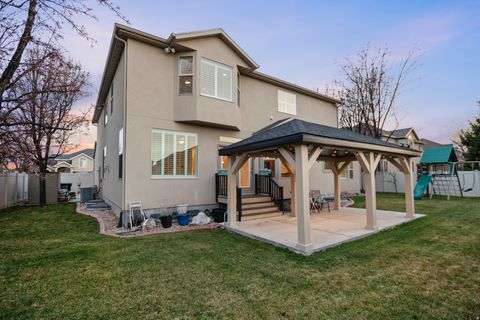 Tiny photo for 3116 W CURRENT CREEK DR S, South Jordan, UT 84095 (MLS # 2141407)