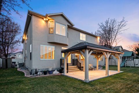 Tiny photo for 3116 W CURRENT CREEK DR S, South Jordan, UT 84095 (MLS # 2141407)