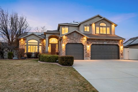 Tiny photo for 3116 W CURRENT CREEK DR S, South Jordan, UT 84095 (MLS # 2141407)
