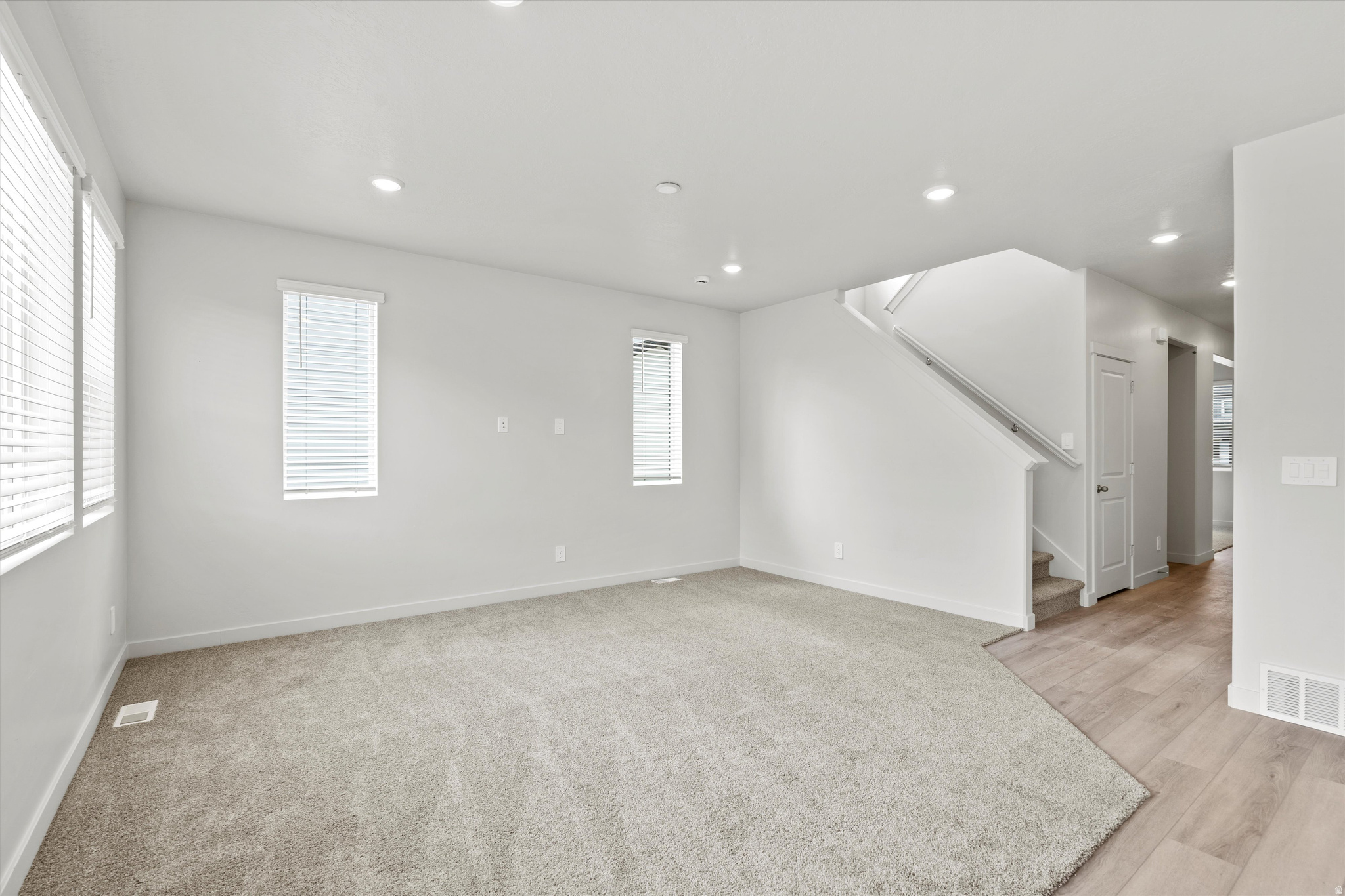 VISTA MEADOWS - Residential