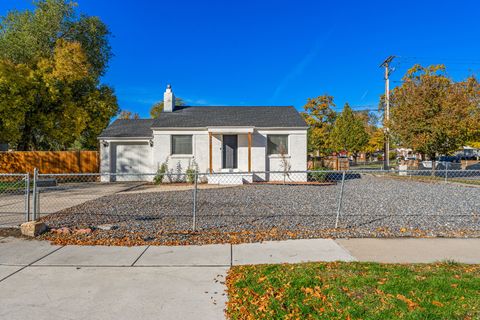 Tiny photo for 889 N 900 W, Salt Lake City, UT 84116 (MLS # 2120335)