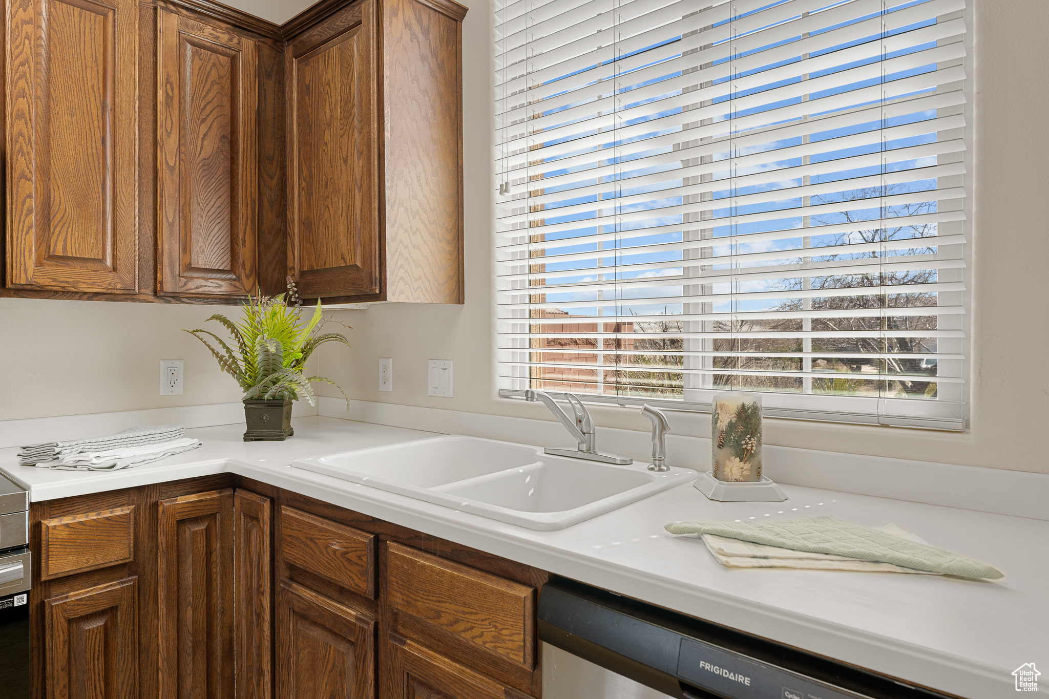 2929 E Blackstone Cir, Washington, Utah image 13