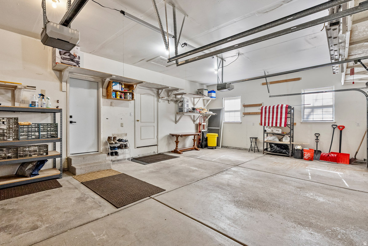 SNYDERS MILL SUBDIVISION - Residential