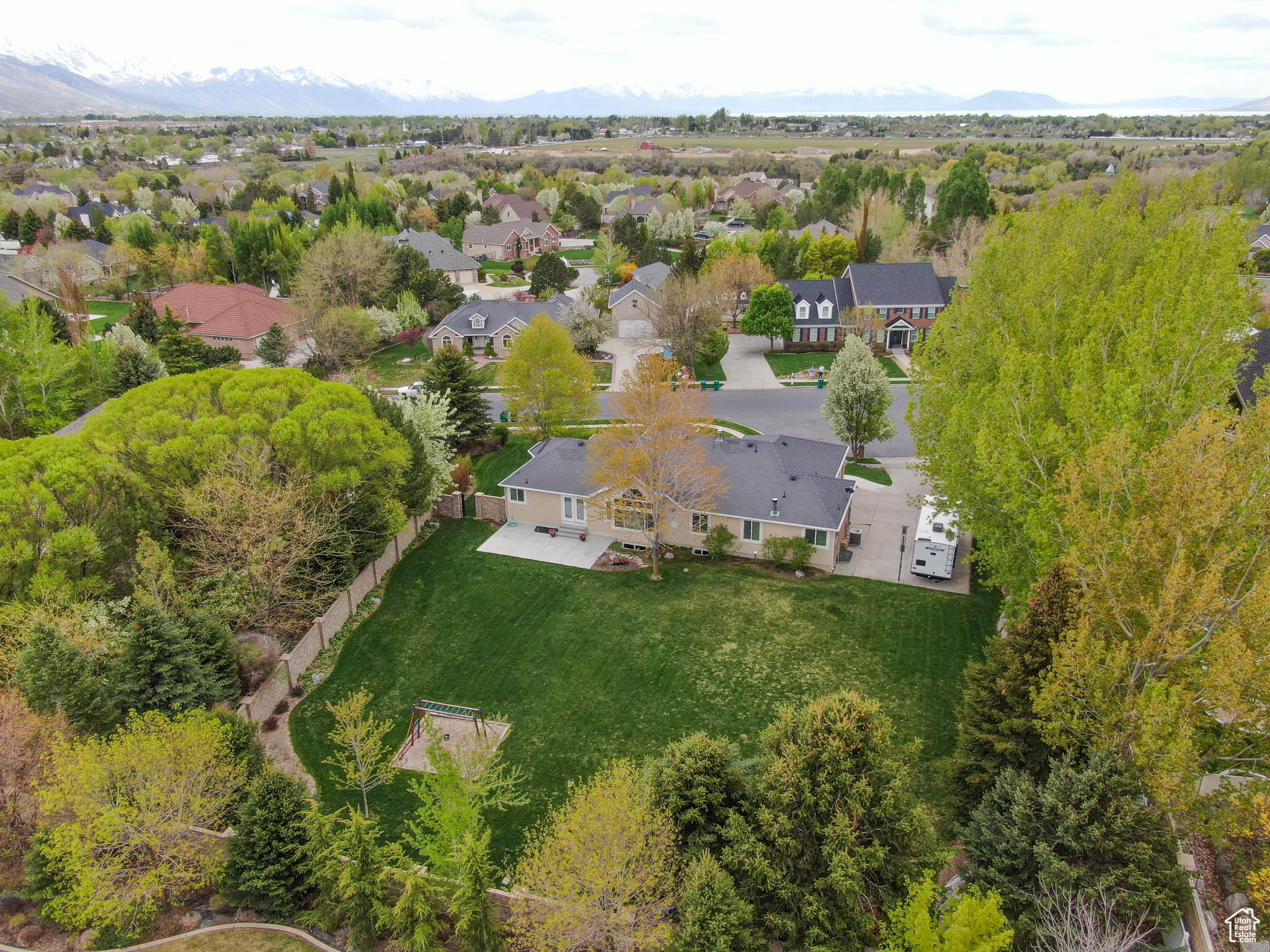 DRY CREEK ESTATES - Residential