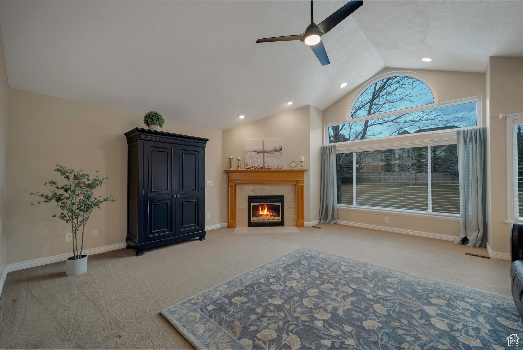 DRY CREEK ESTATES - Residential
