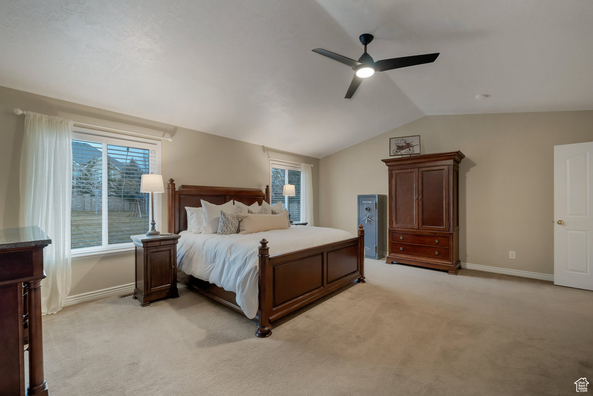 DRY CREEK ESTATES - Residential