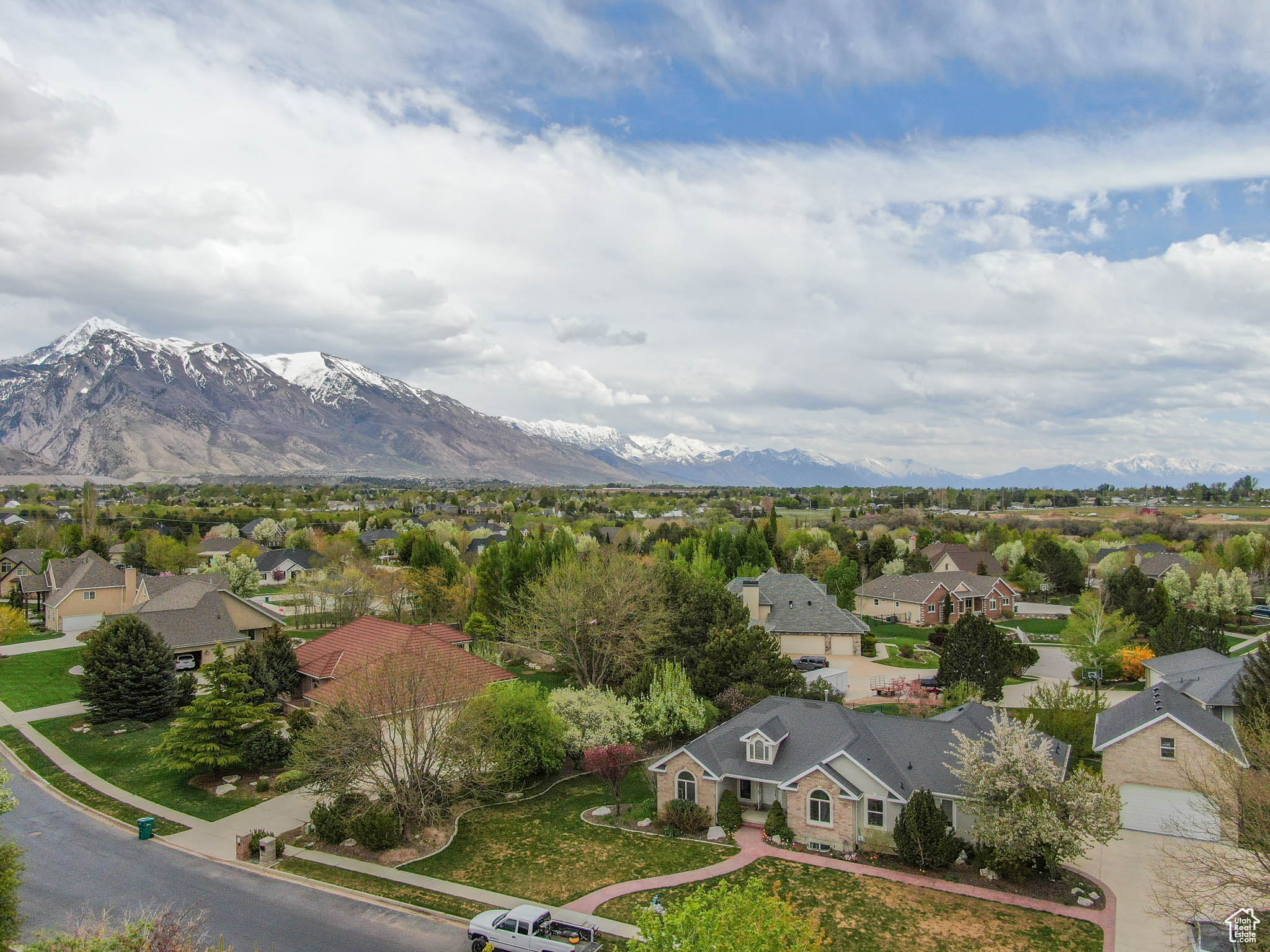 DRY CREEK ESTATES - Residential