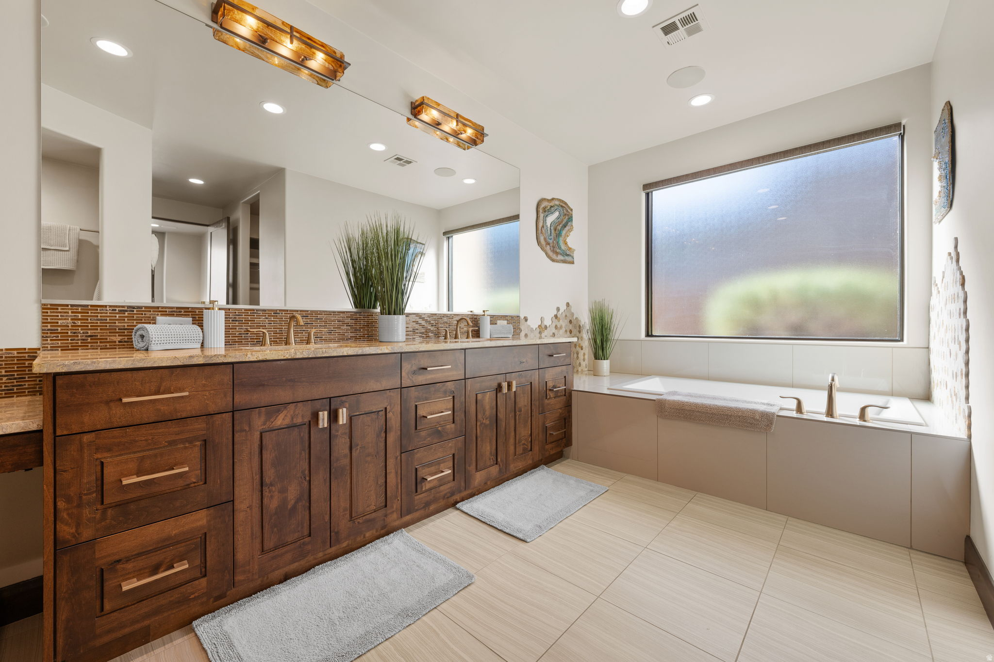 THE RESERVE AT ENTRADA - Residential