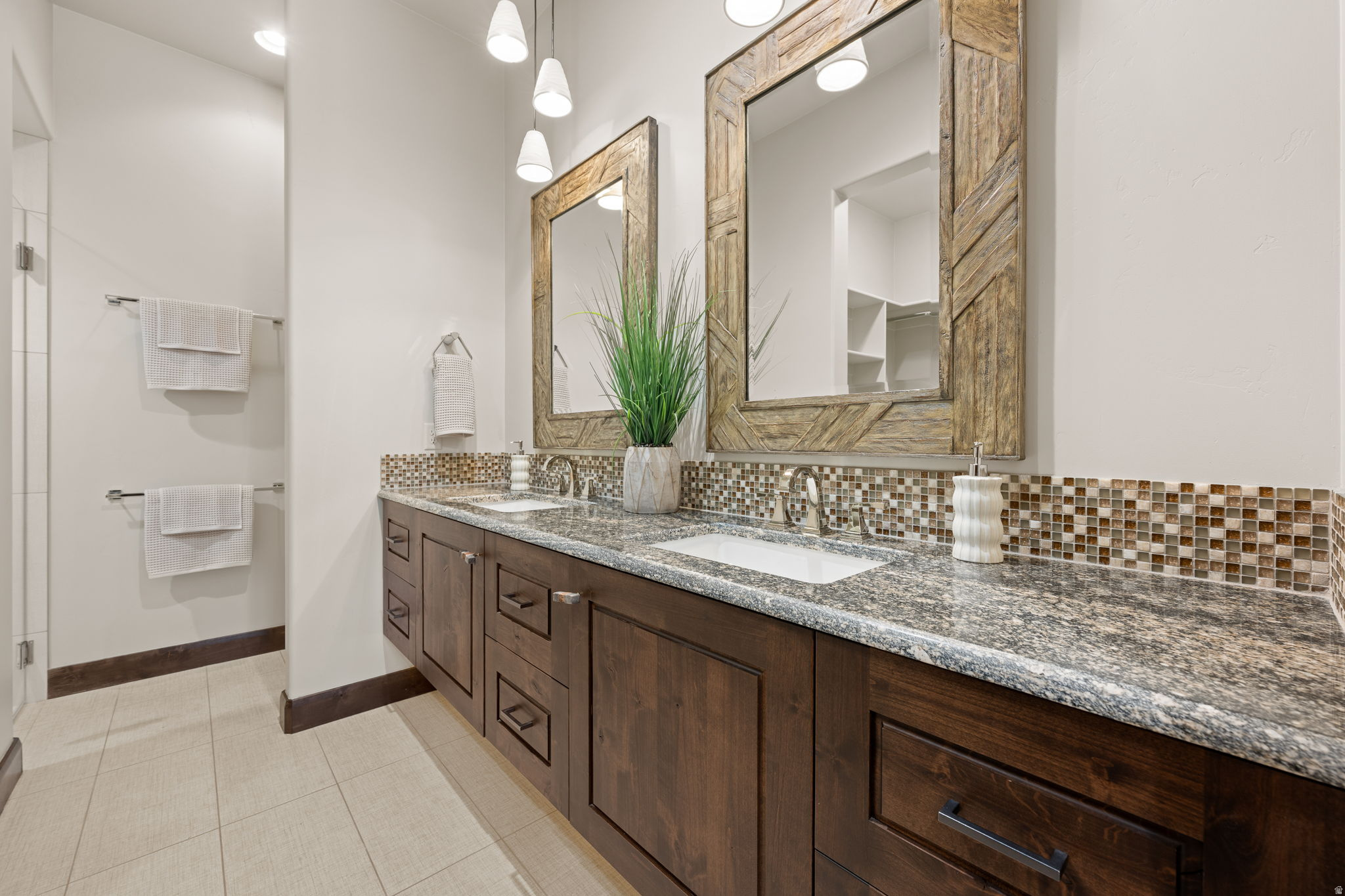 THE RESERVE AT ENTRADA - Residential