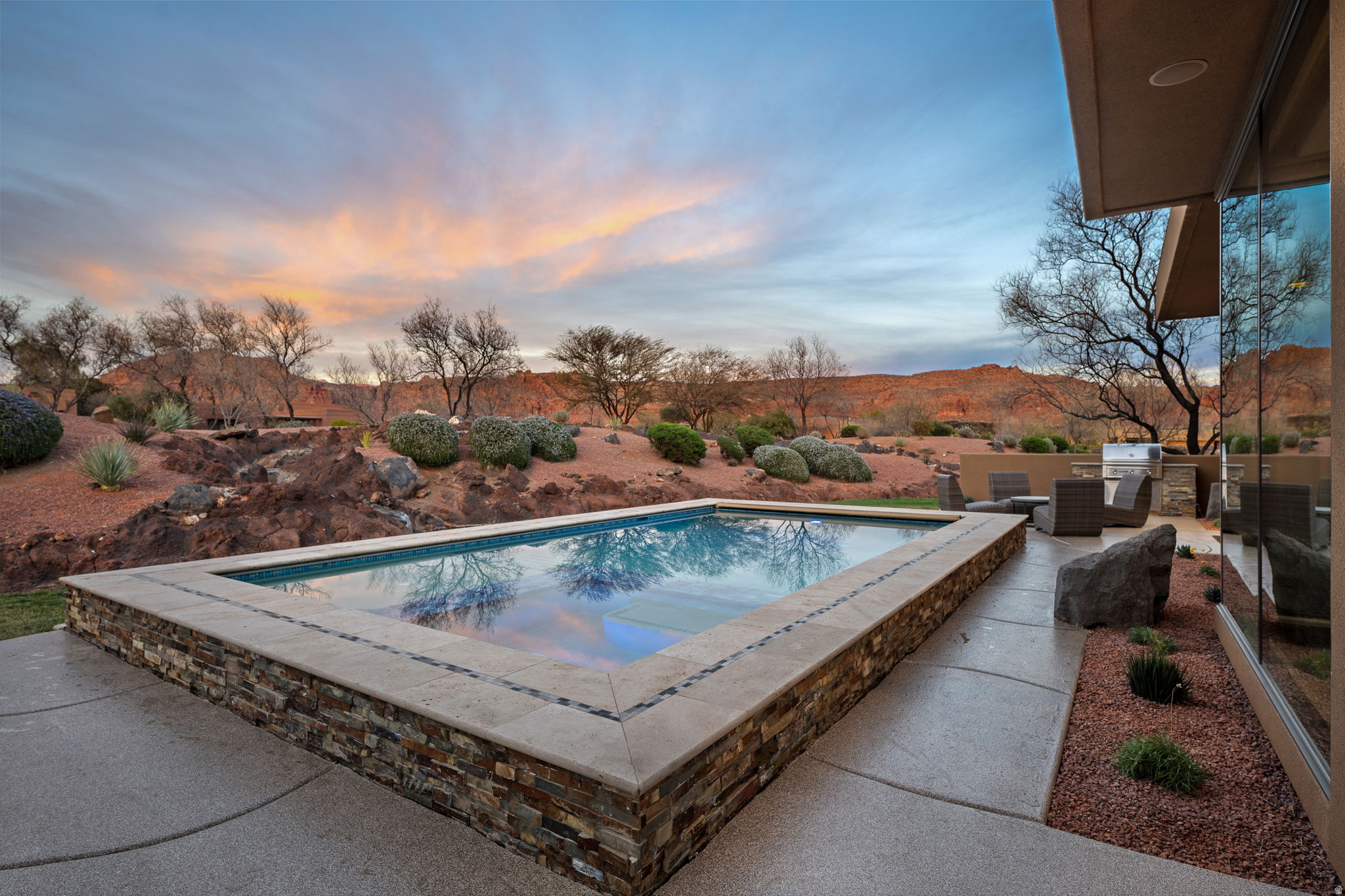 THE RESERVE AT ENTRADA - Residential
