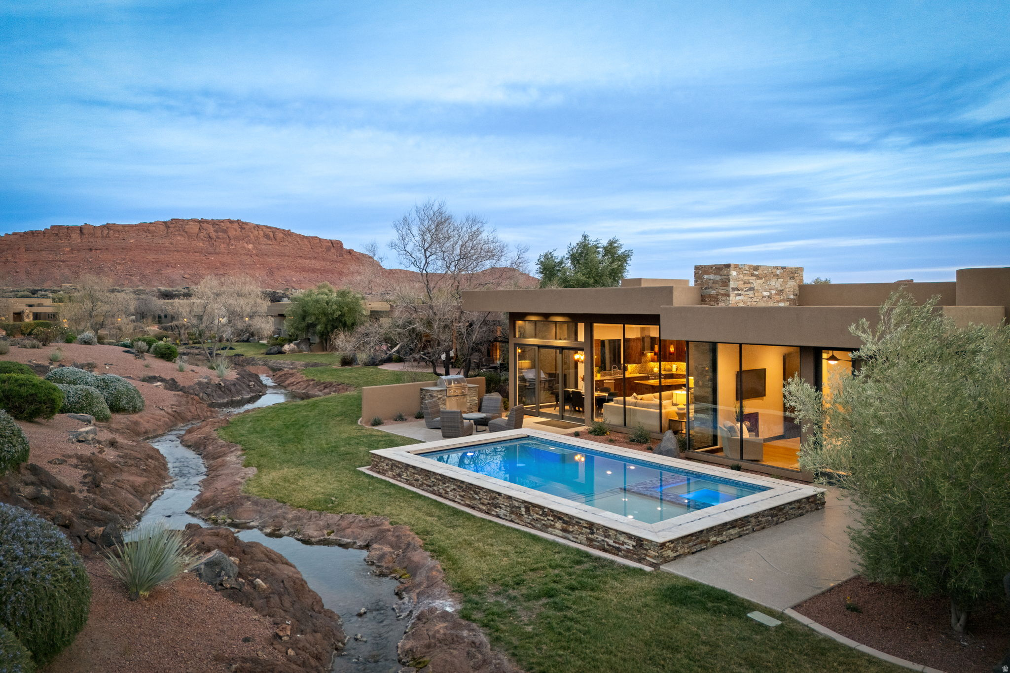 THE RESERVE AT ENTRADA - Residential