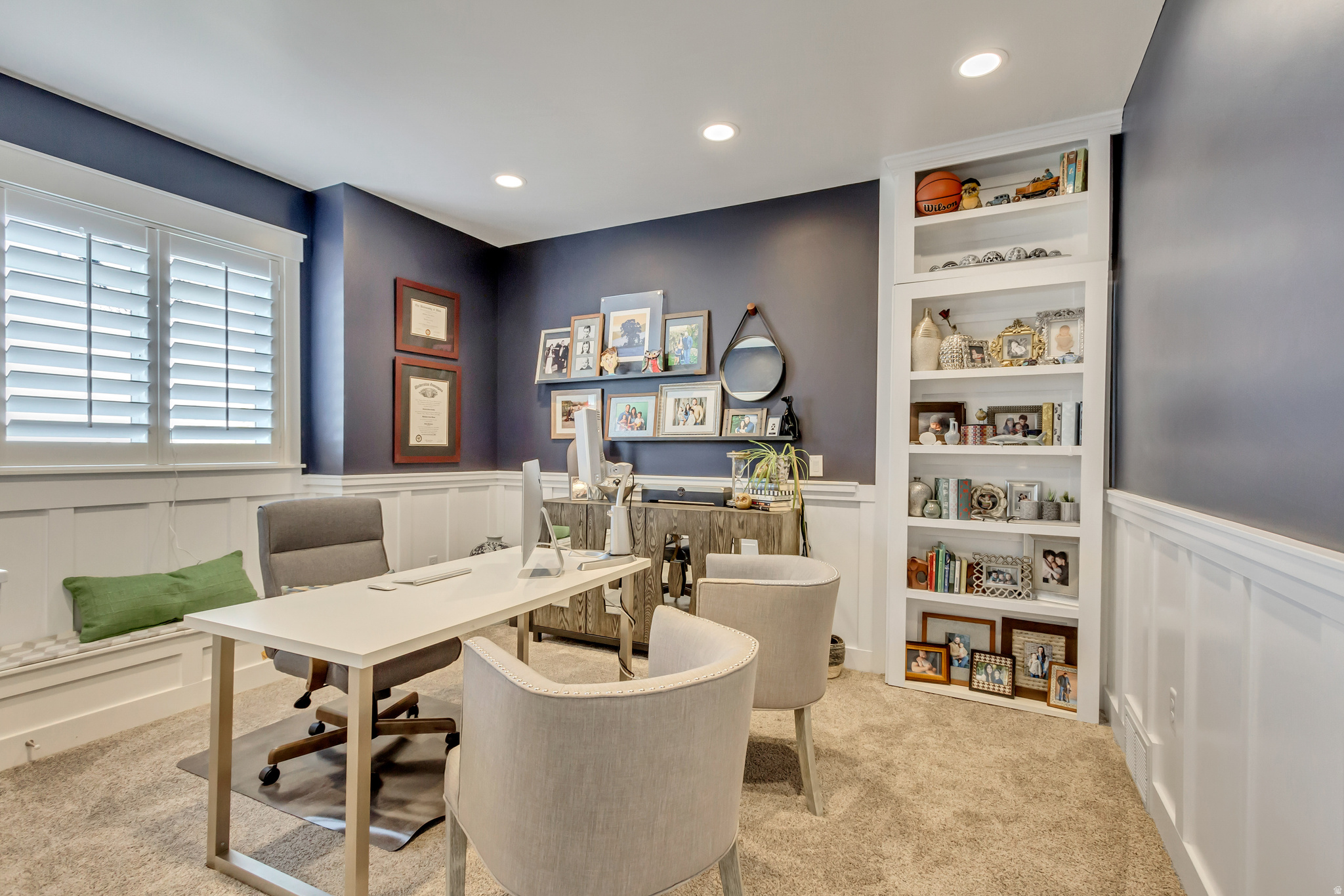 HUGHES ESTATES - Residential