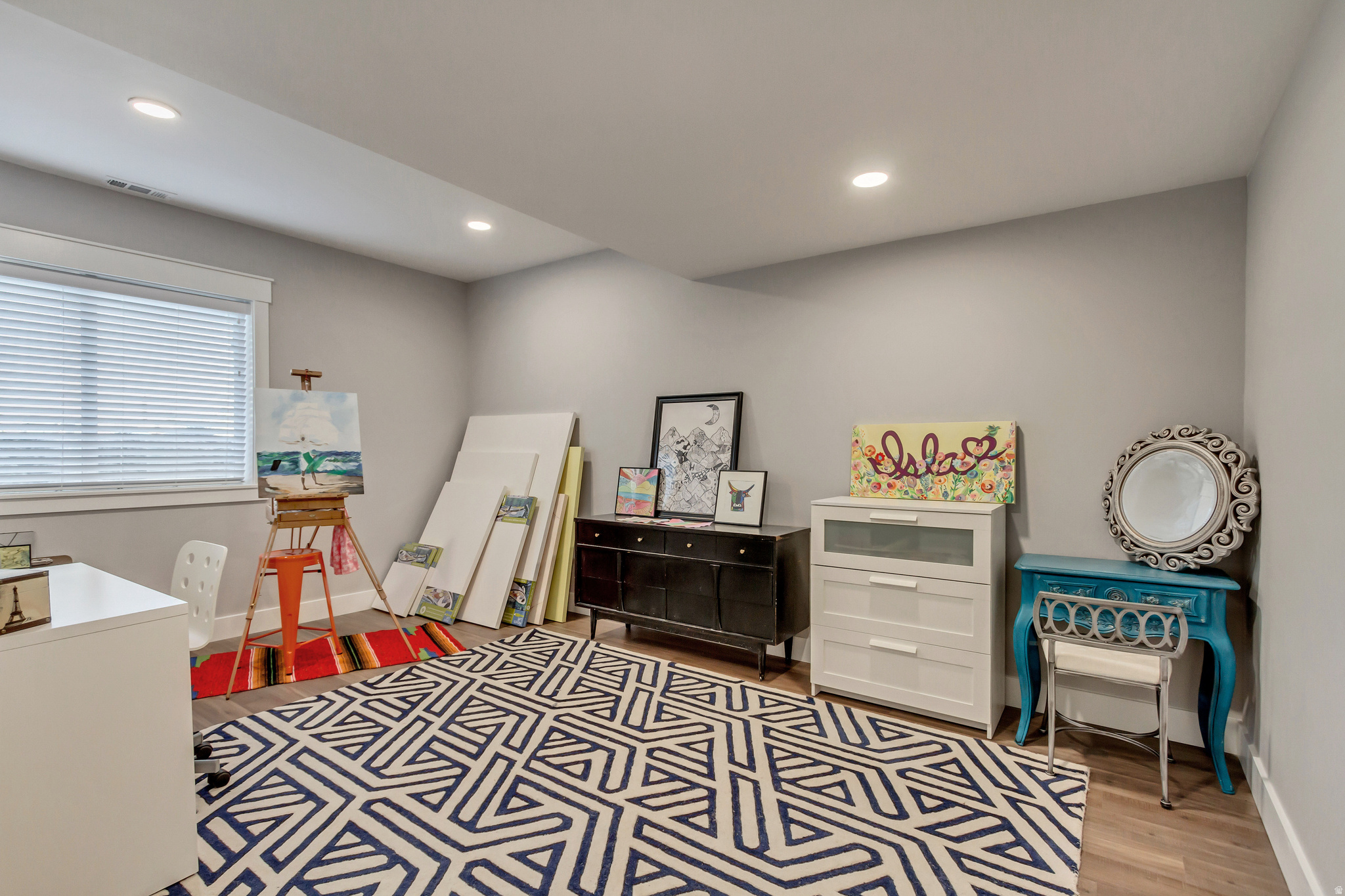 HUGHES ESTATES - Residential