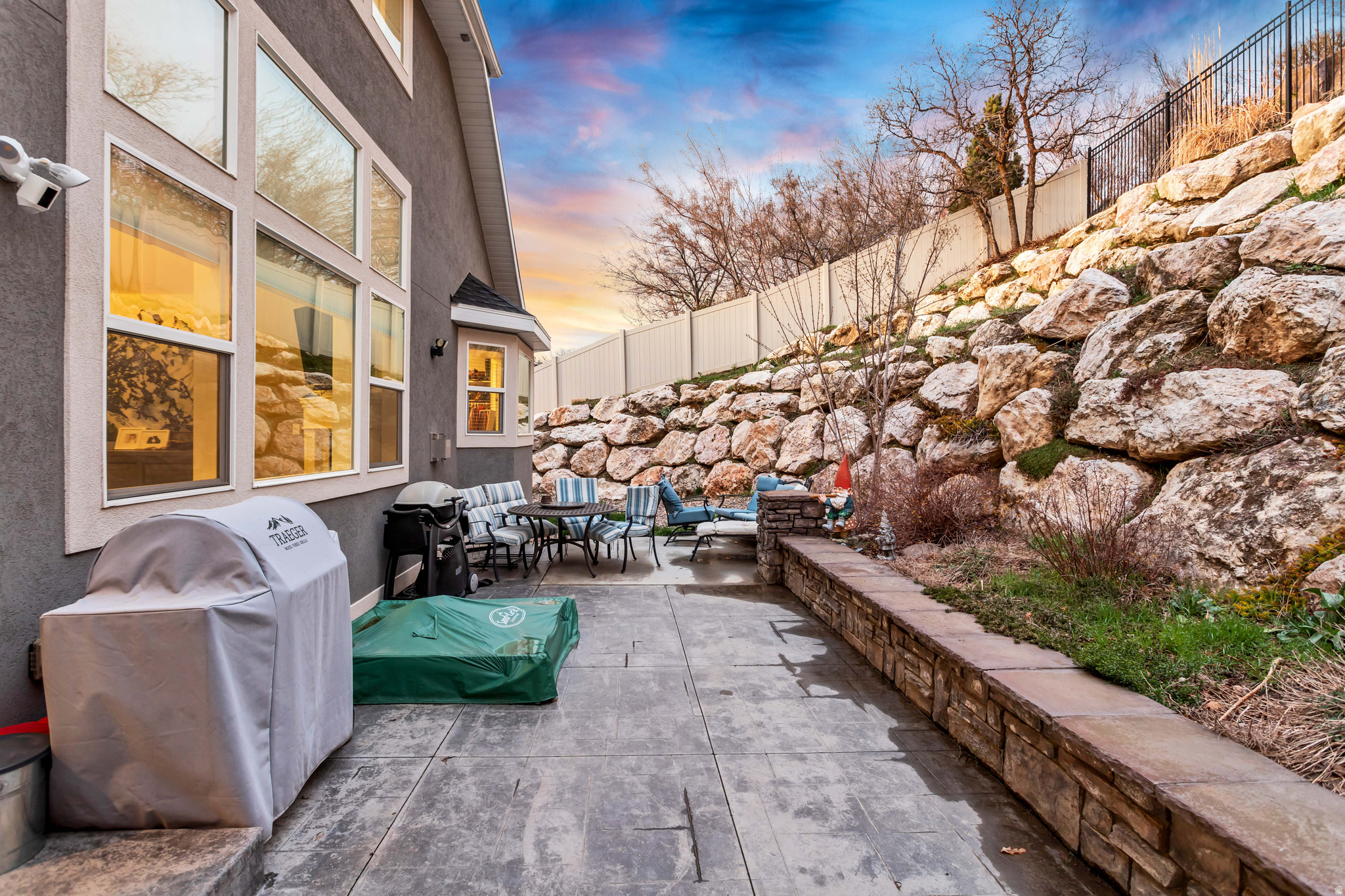 HUGHES ESTATES - Residential