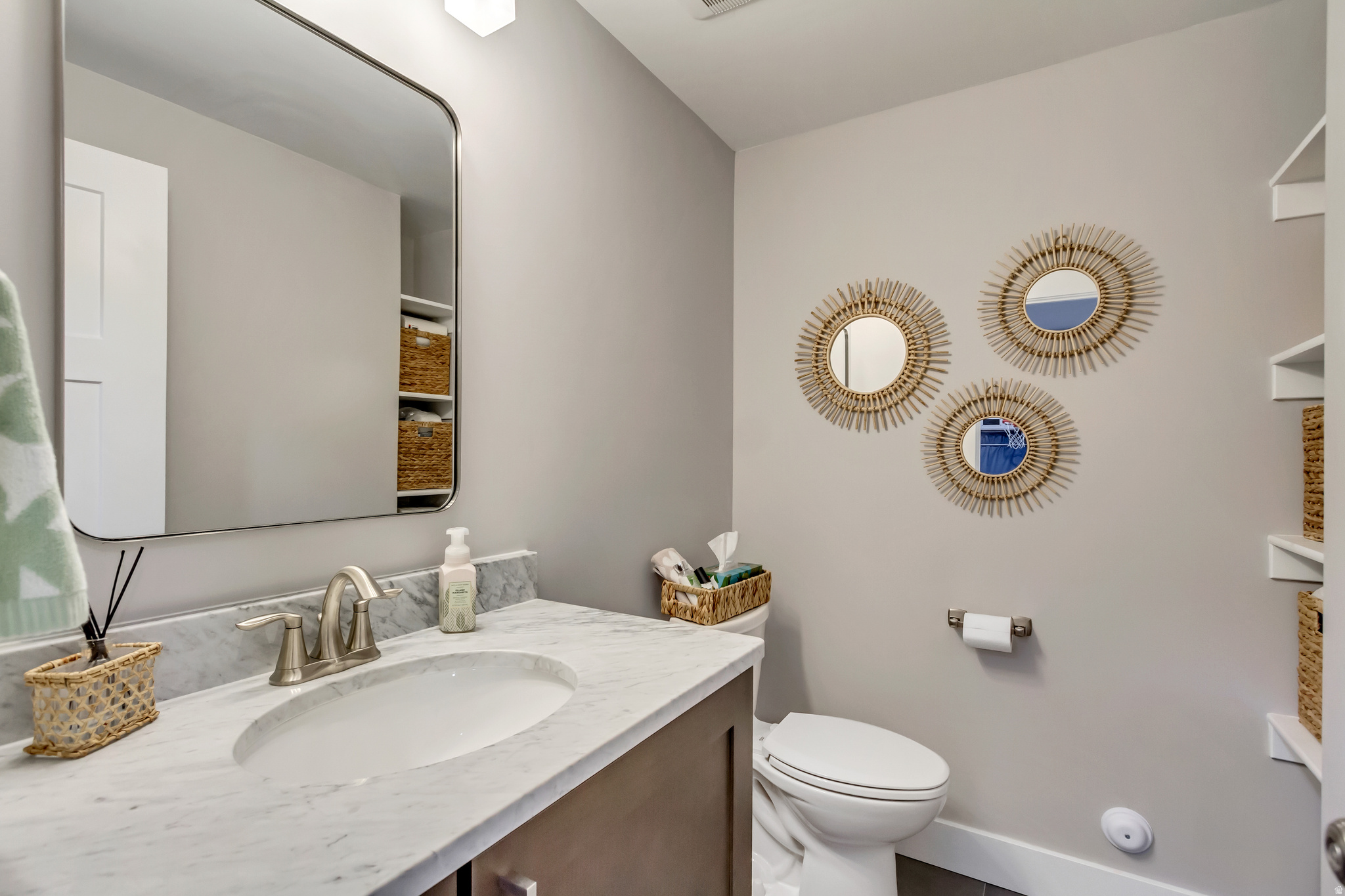 HUGHES ESTATES - Residential