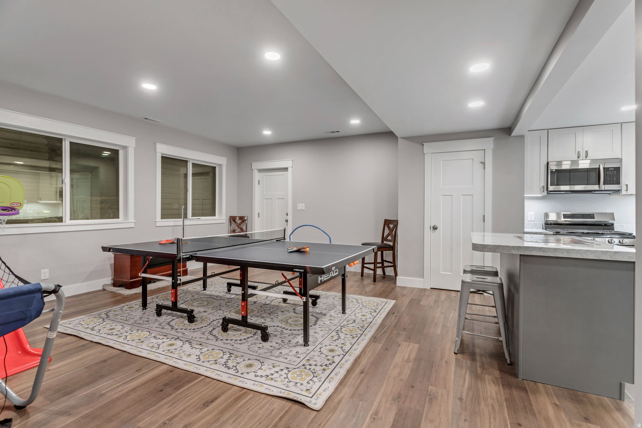 HUGHES ESTATES - Residential