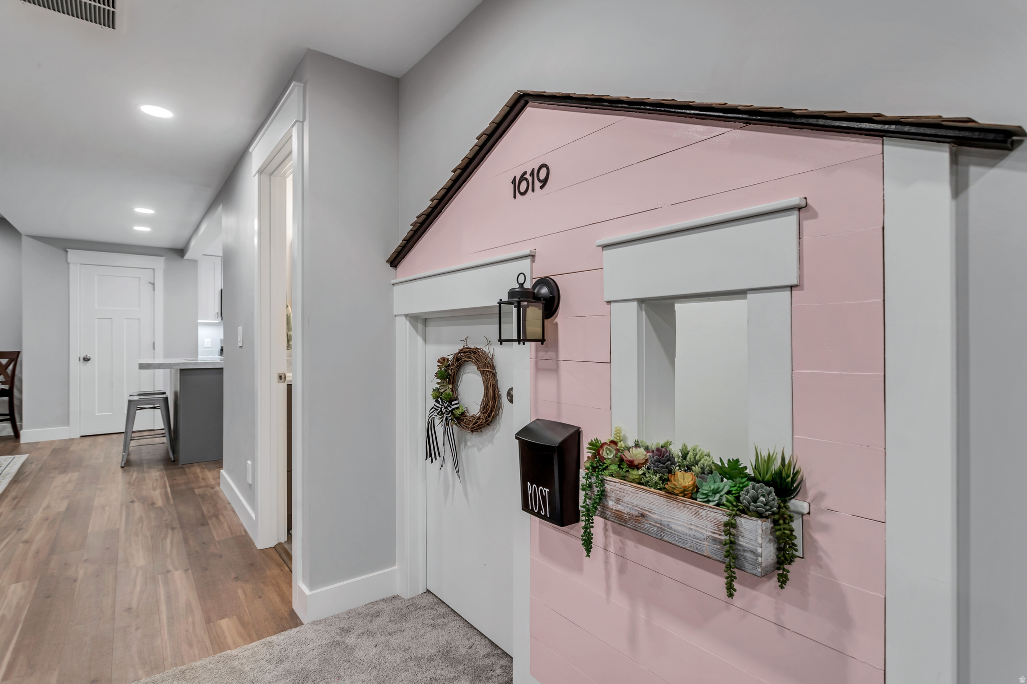 HUGHES ESTATES - Residential