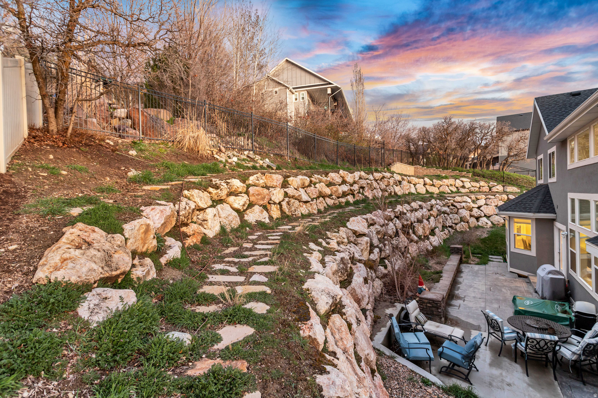 HUGHES ESTATES - Residential