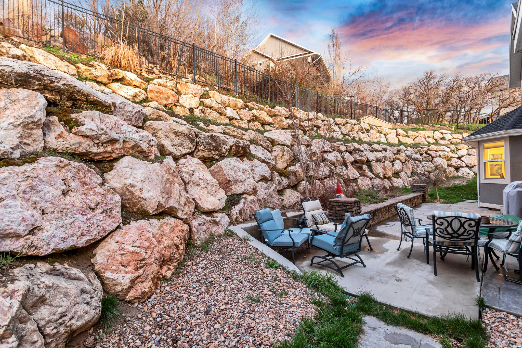 HUGHES ESTATES - Residential