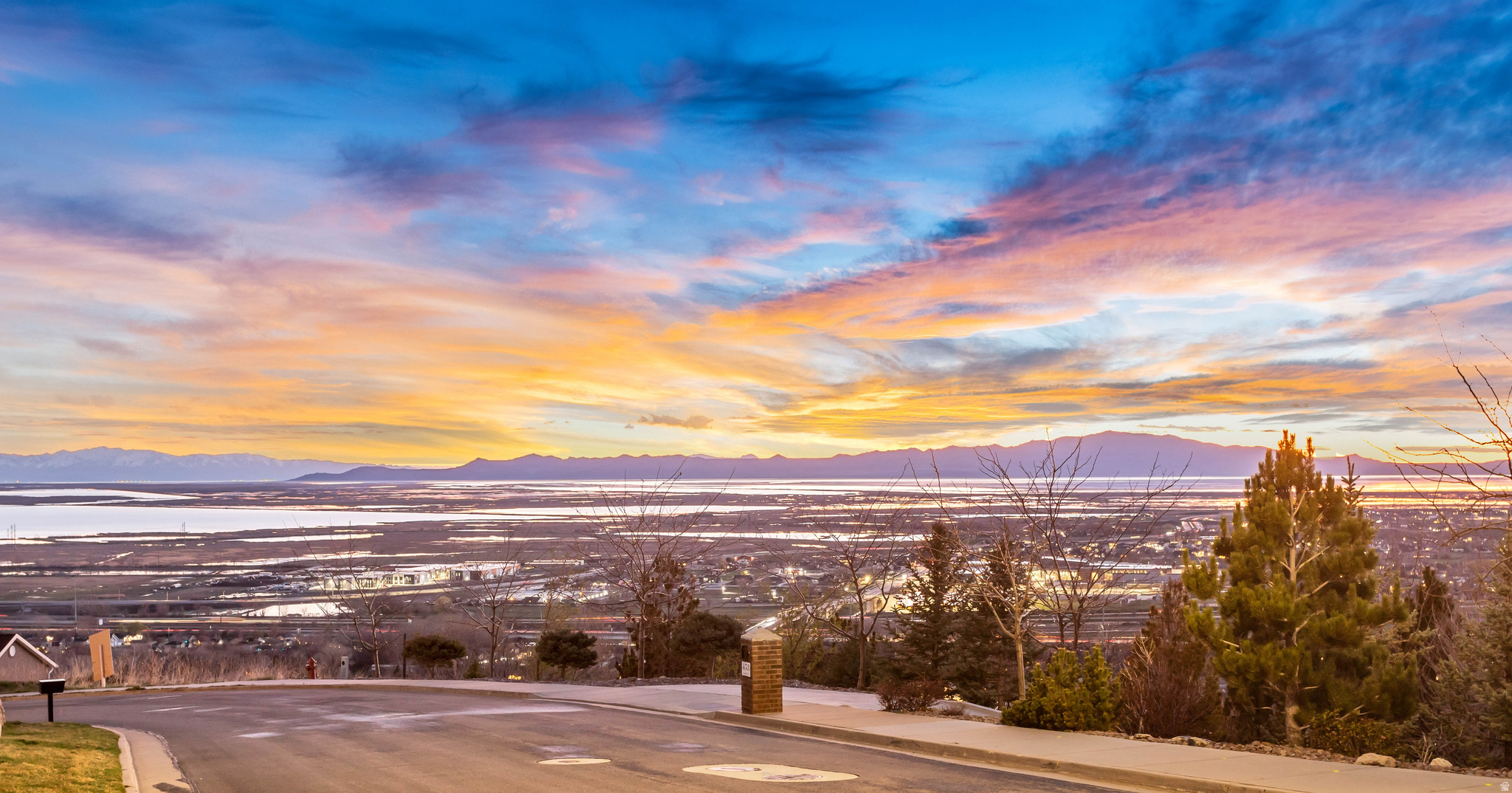 HUGHES ESTATES - Residential