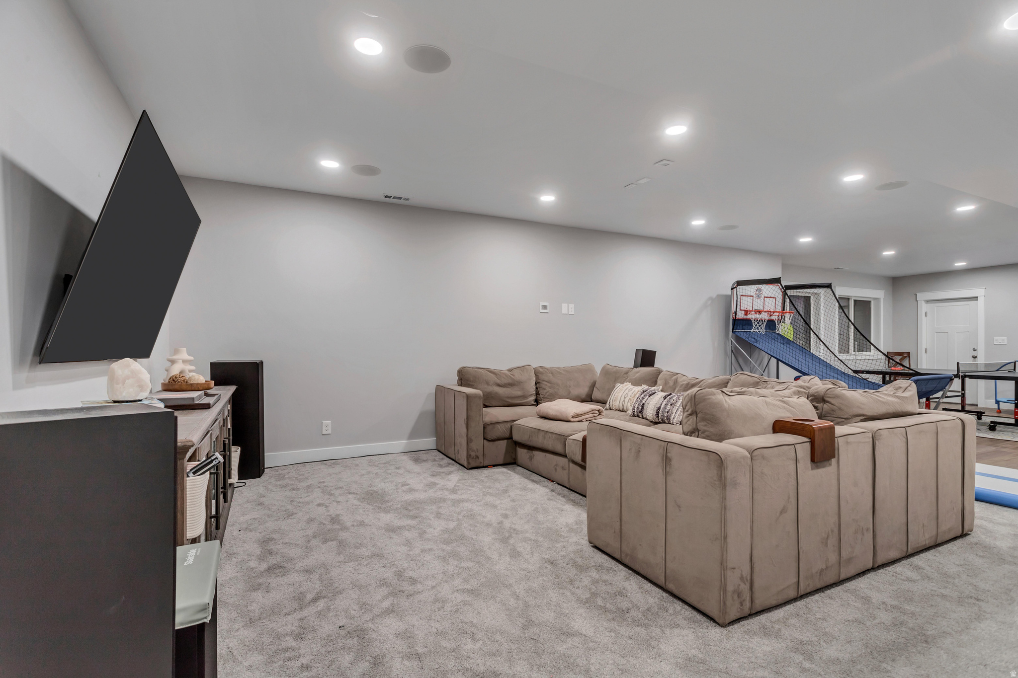 HUGHES ESTATES - Residential