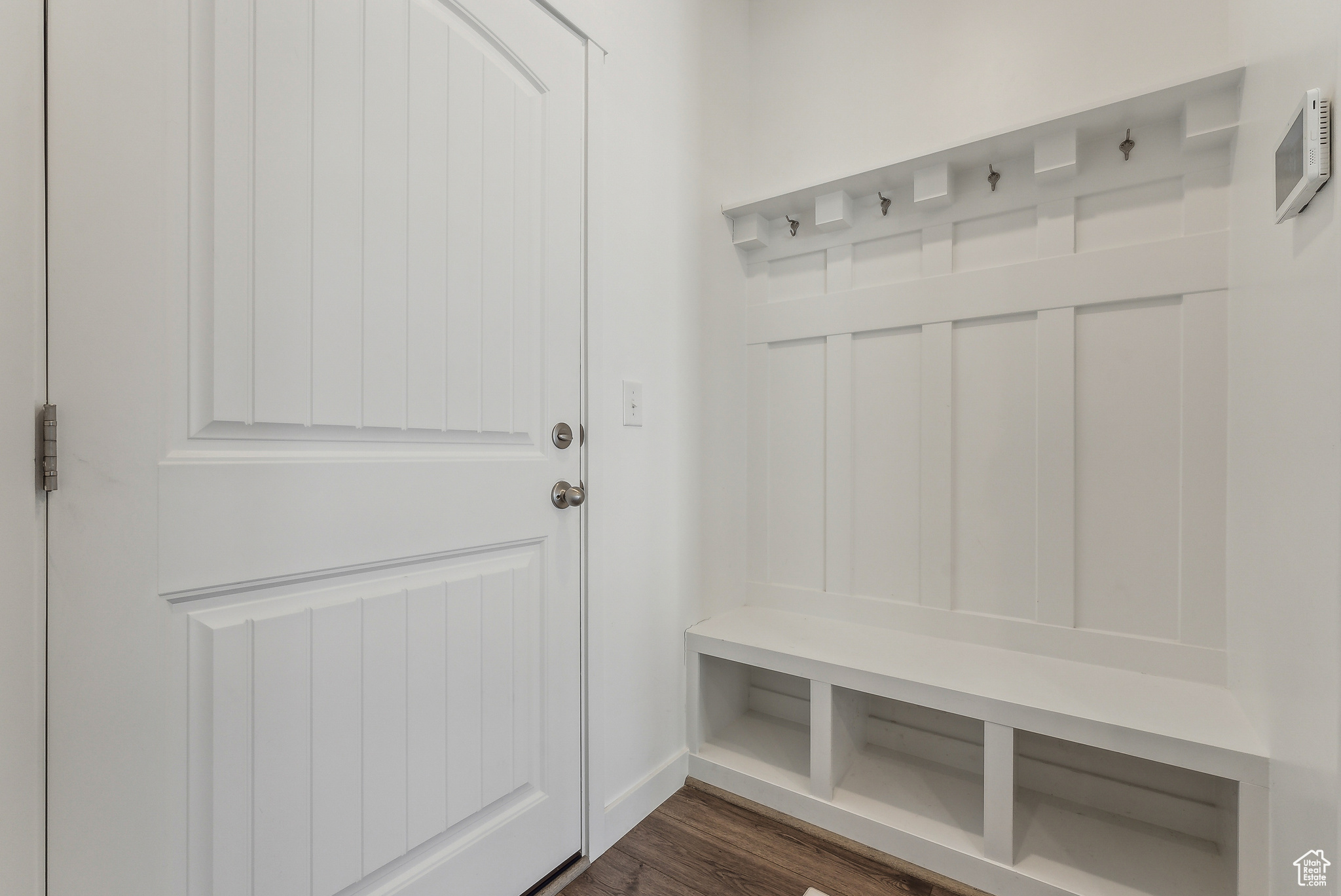 Syracuse, Utah 84075, United States, 3 Bedrooms Bedrooms, ,2 BathroomsBathrooms,Residential,Active,90445