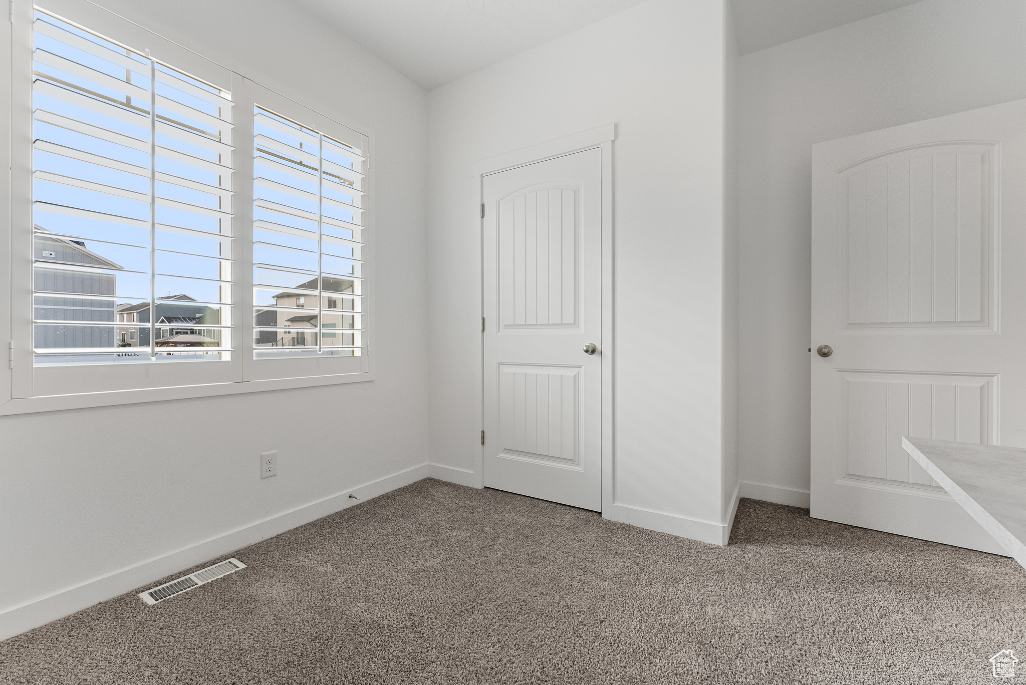 Syracuse, Utah 84075, United States, 3 Bedrooms Bedrooms, ,2 BathroomsBathrooms,Residential,Active,90445