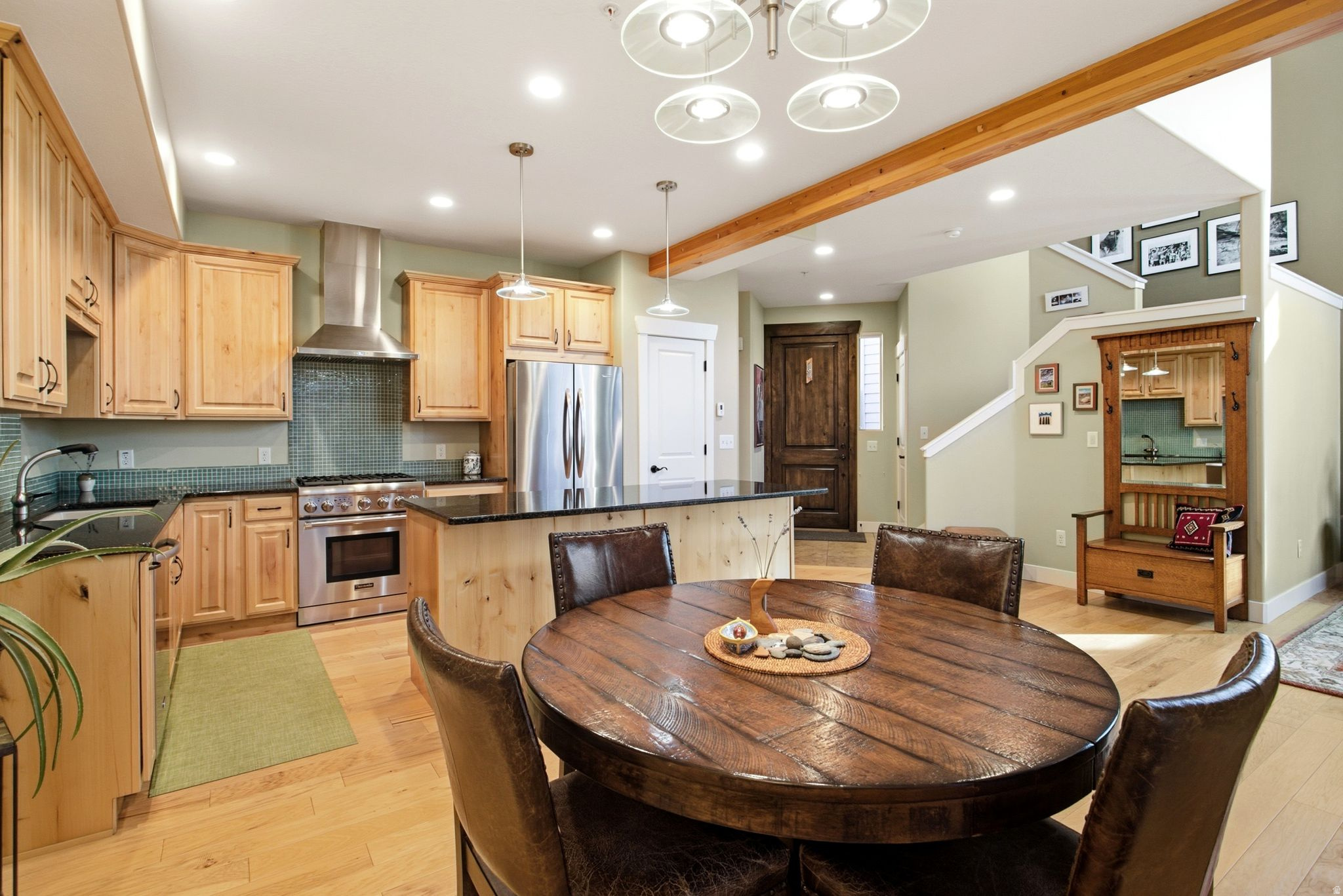 QUARRY VILLAGE CONDOMINIUMS - Residential