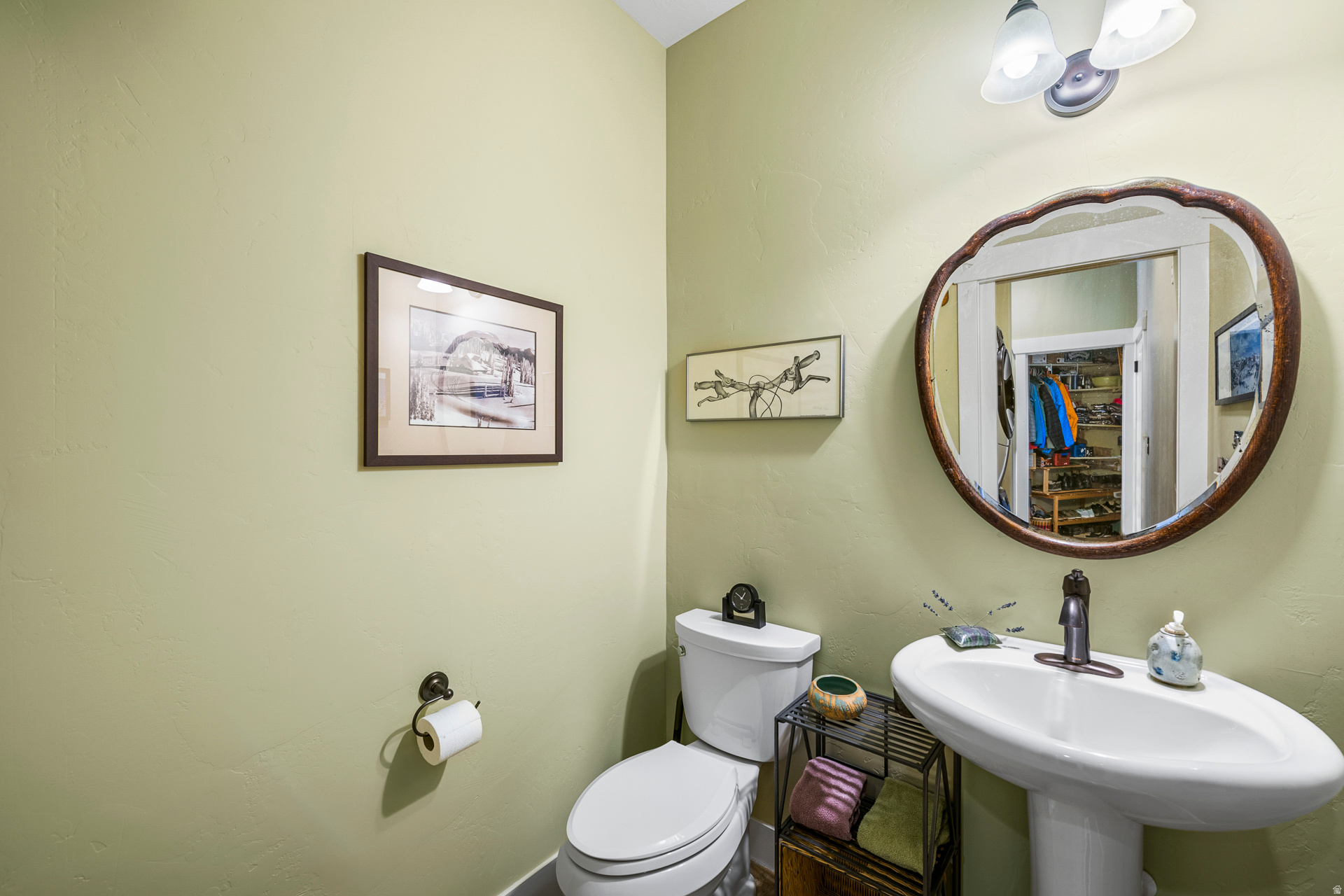 QUARRY VILLAGE CONDOMINIUMS - Residential