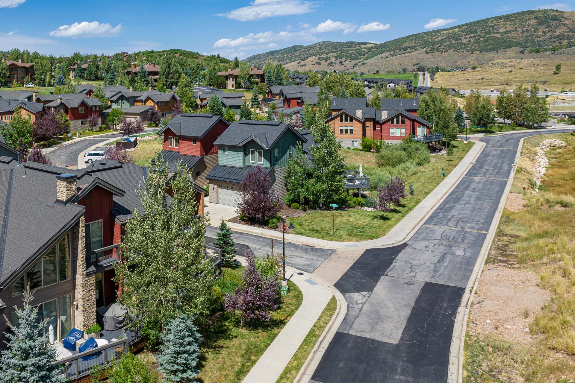 QUARRY VILLAGE CONDOMINIUMS - Residential
