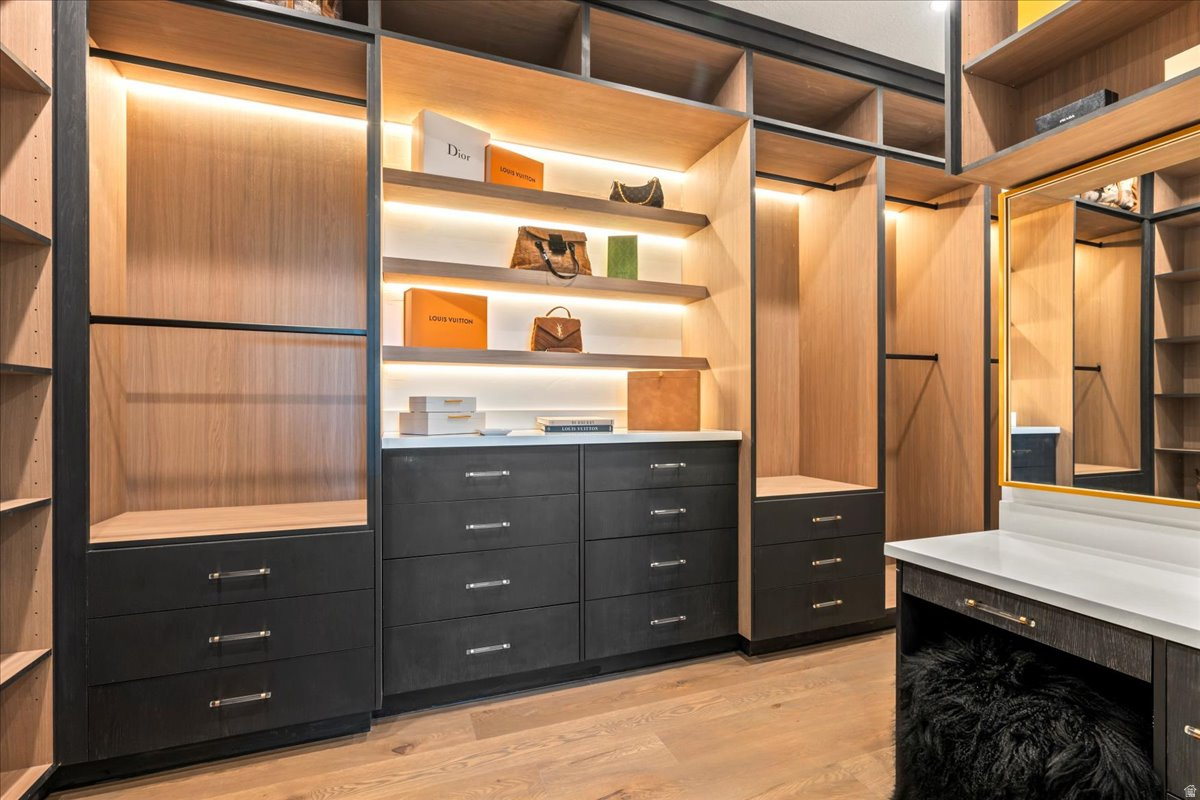 TUHAYE - Residential