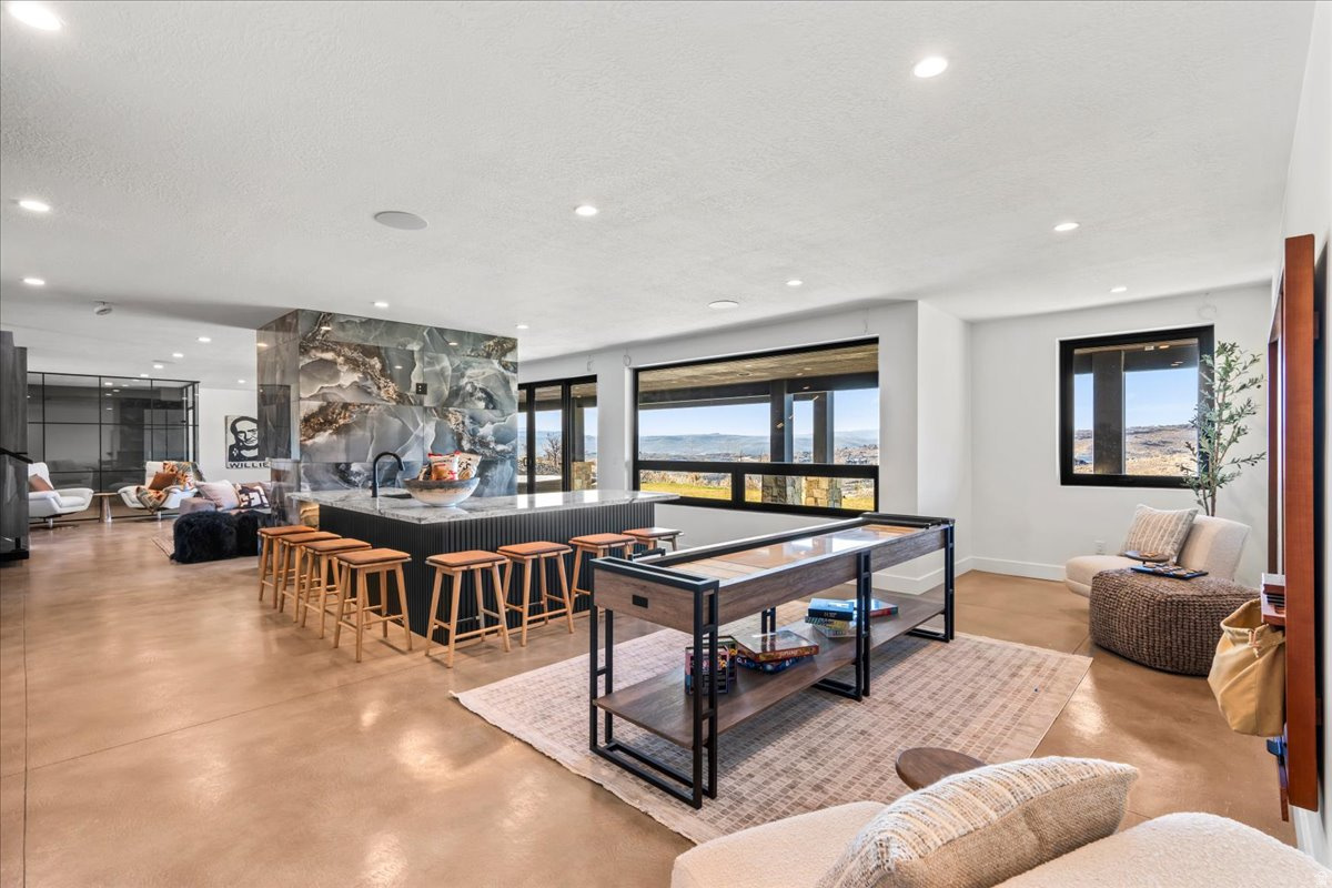 TUHAYE - Residential