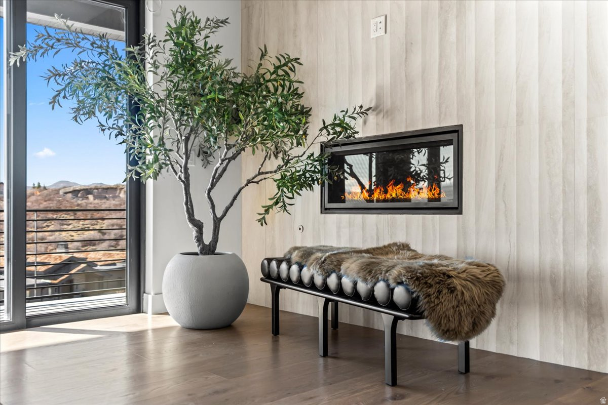 TUHAYE - Residential