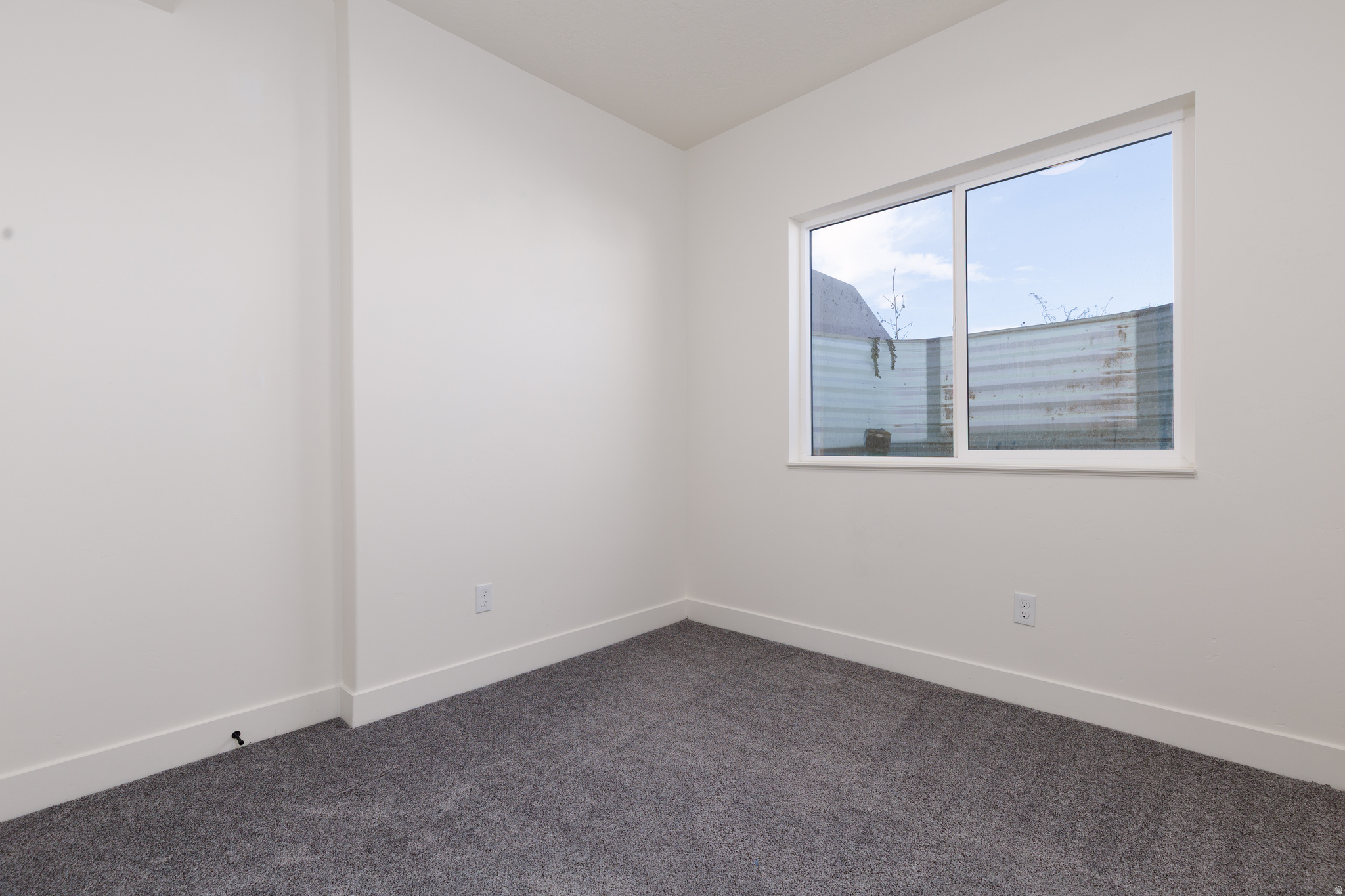 EASTSIDE ESTATES - Residential