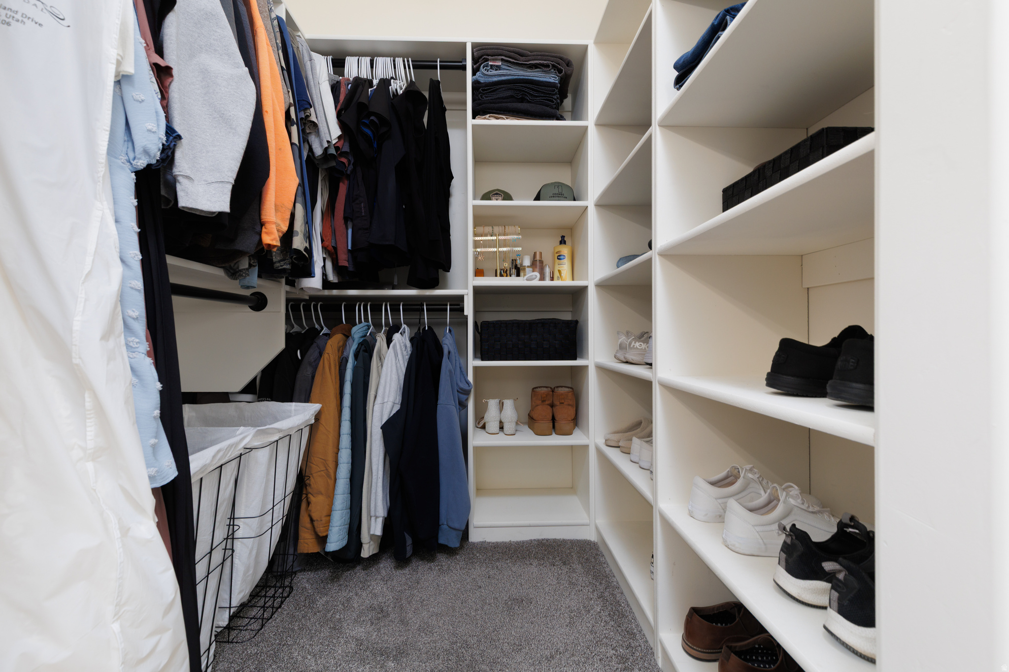 EASTSIDE ESTATES - Residential