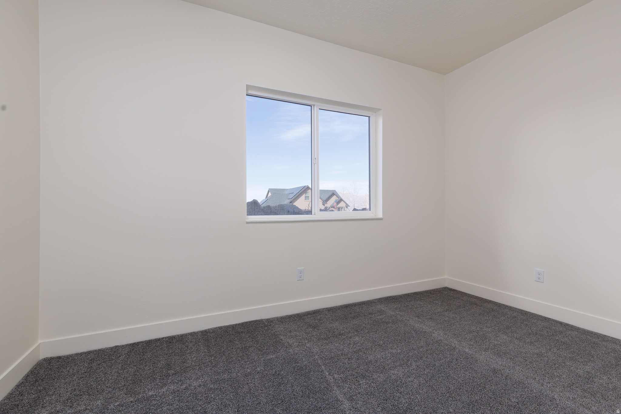 EASTSIDE ESTATES - Residential