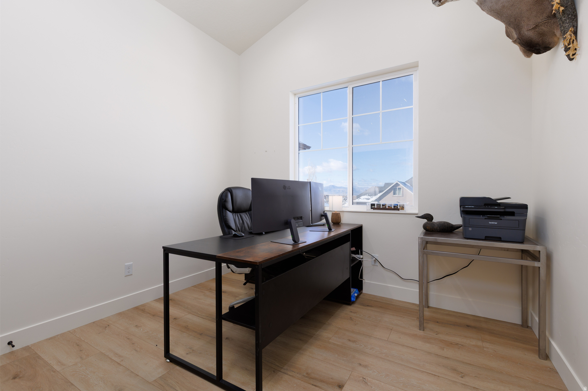 EASTSIDE ESTATES - Residential