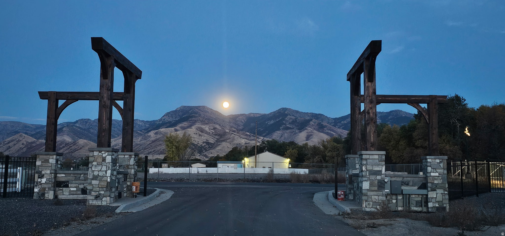 NORTH CREEKSIDE SUBDIVISION - Residential