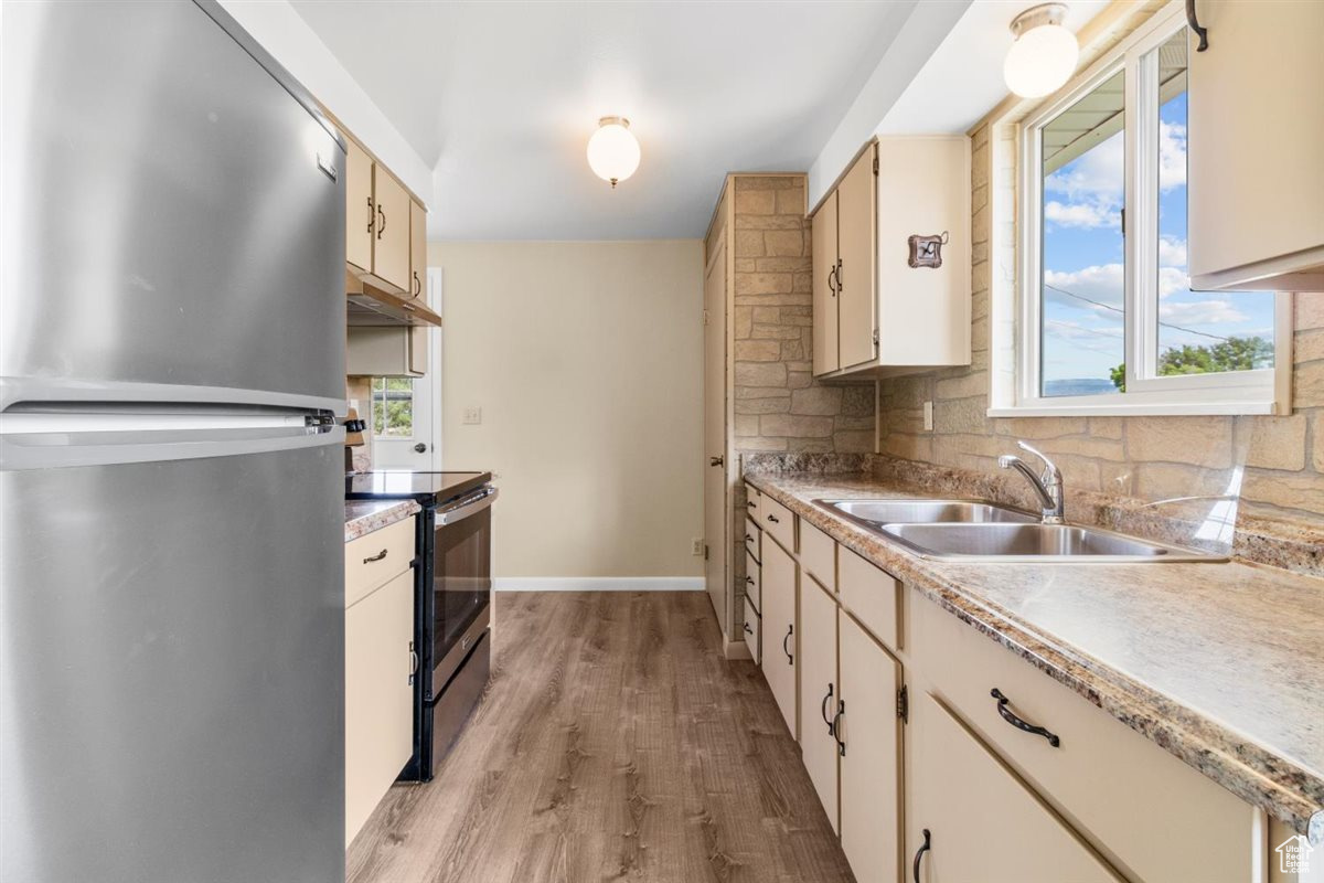 YOUNG PROPERTY - Residential