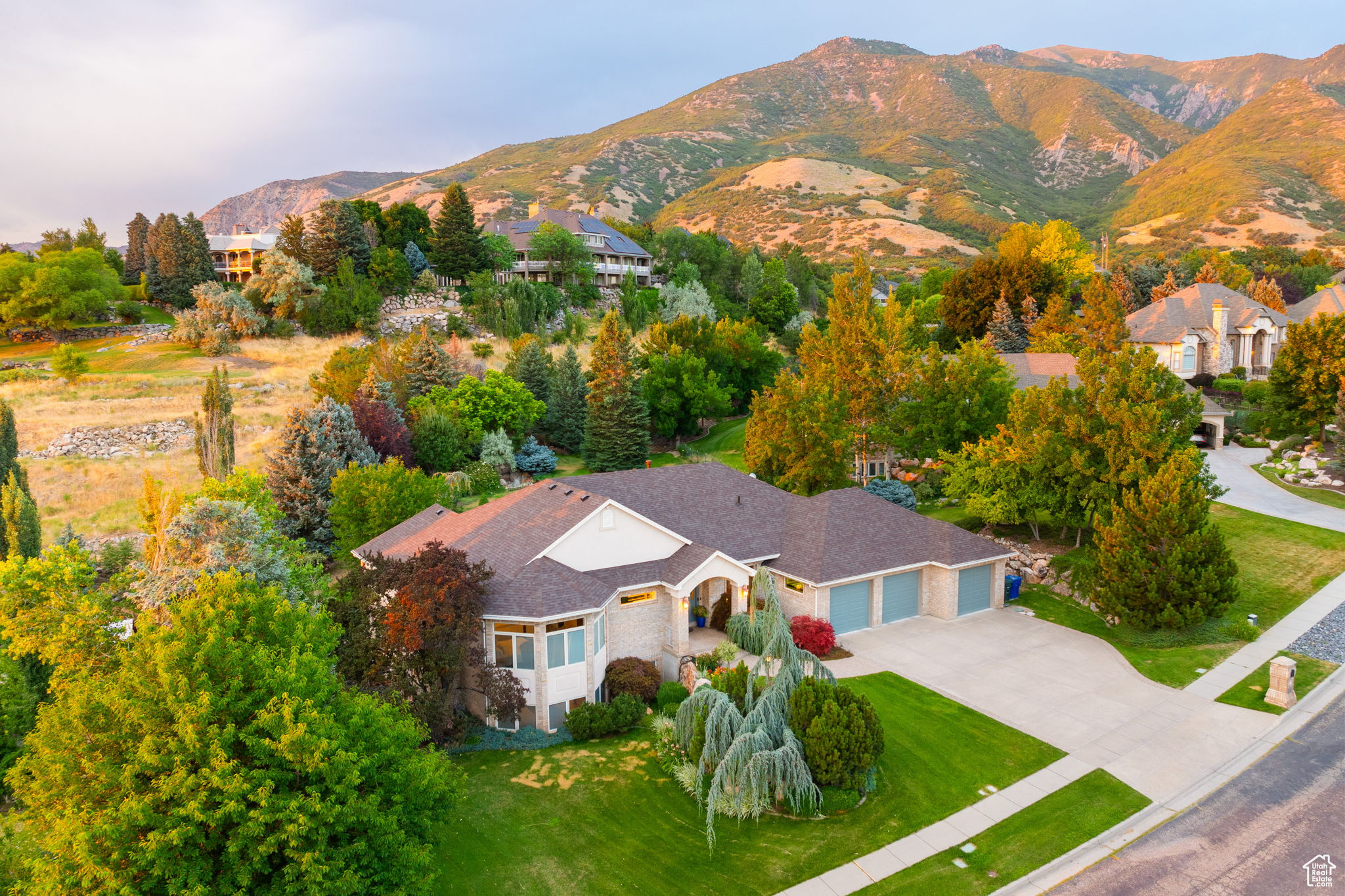 LAKEVIEW RIDGE - Residential