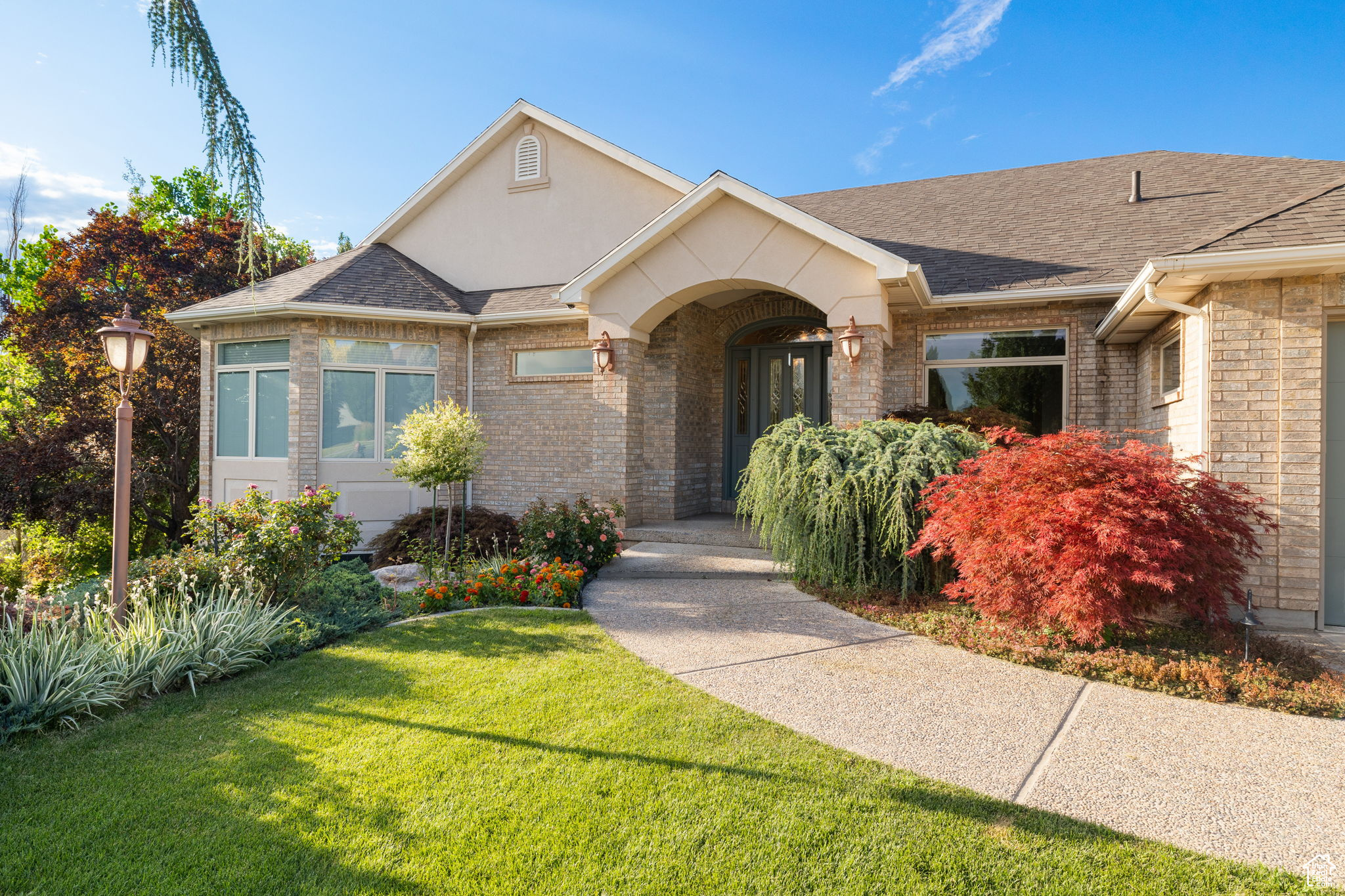 LAKEVIEW RIDGE - Residential