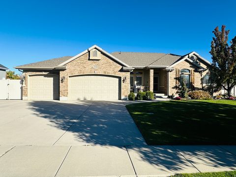 Photo of 5098 W CHERRY LAUREL LN, West Jordan, UT 84081 (MLS # 2120327) Photo of 5098 W CHERRY LAUREL LN, West Jordan, UT 84081 (MLS # 2120327)